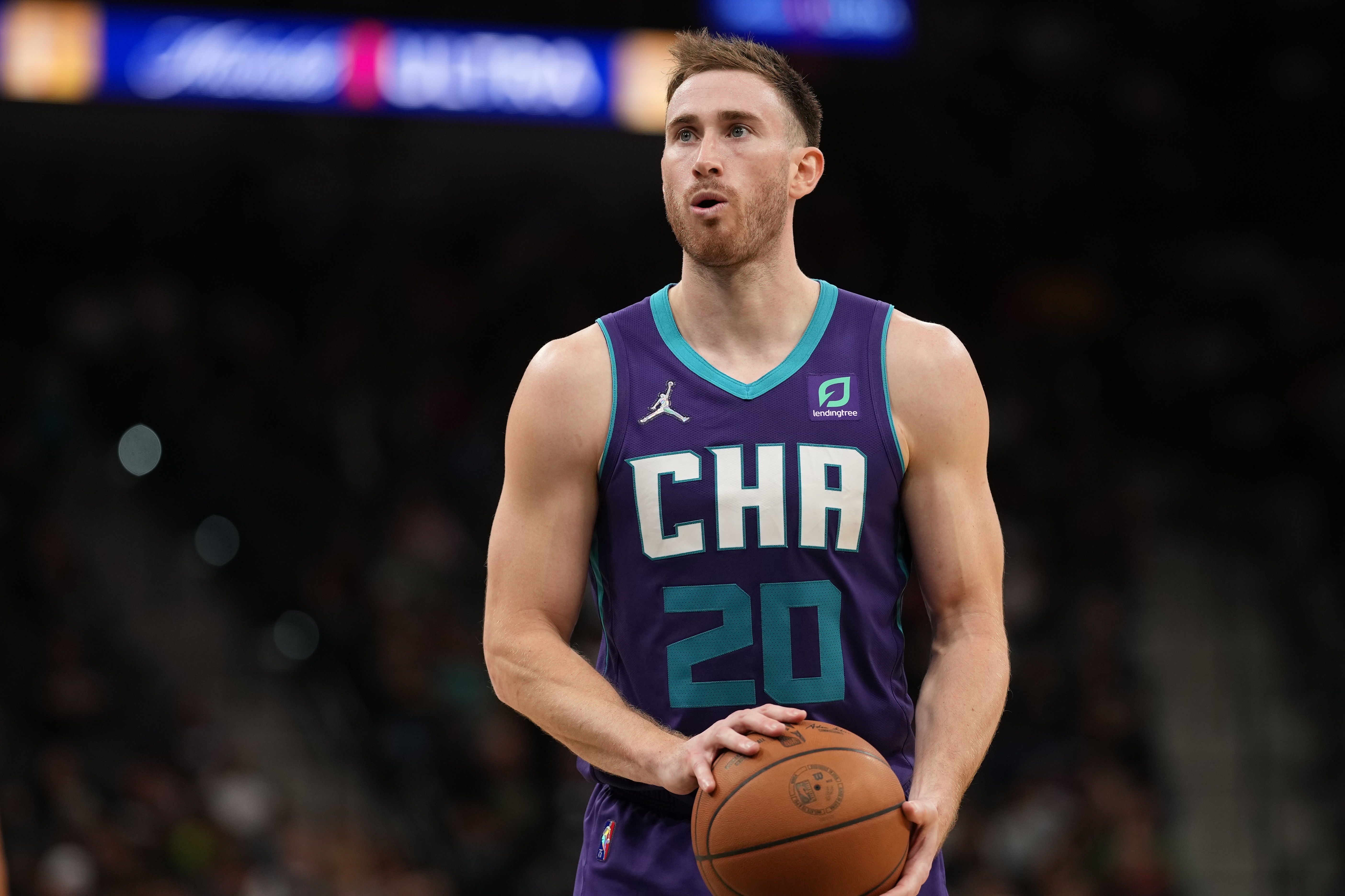 Gordon Hayward injury update: Hornets SF downgraded to doubtful Thursday  vs. Raptors - DraftKings Network