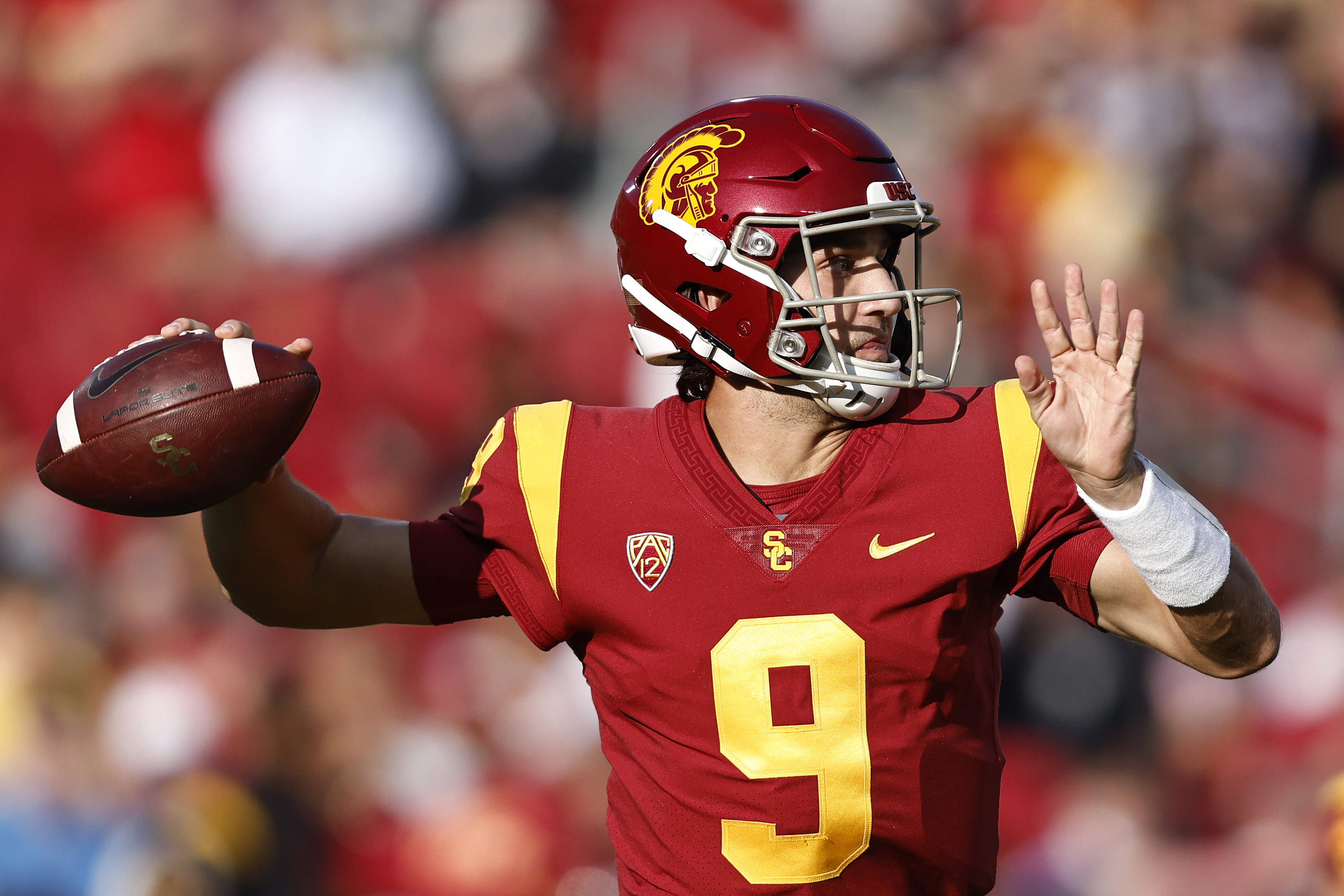 Former USC QB Kedon Slovis Reportedly Transferring to Pitt; Threw 58 TDs in 3 Se..