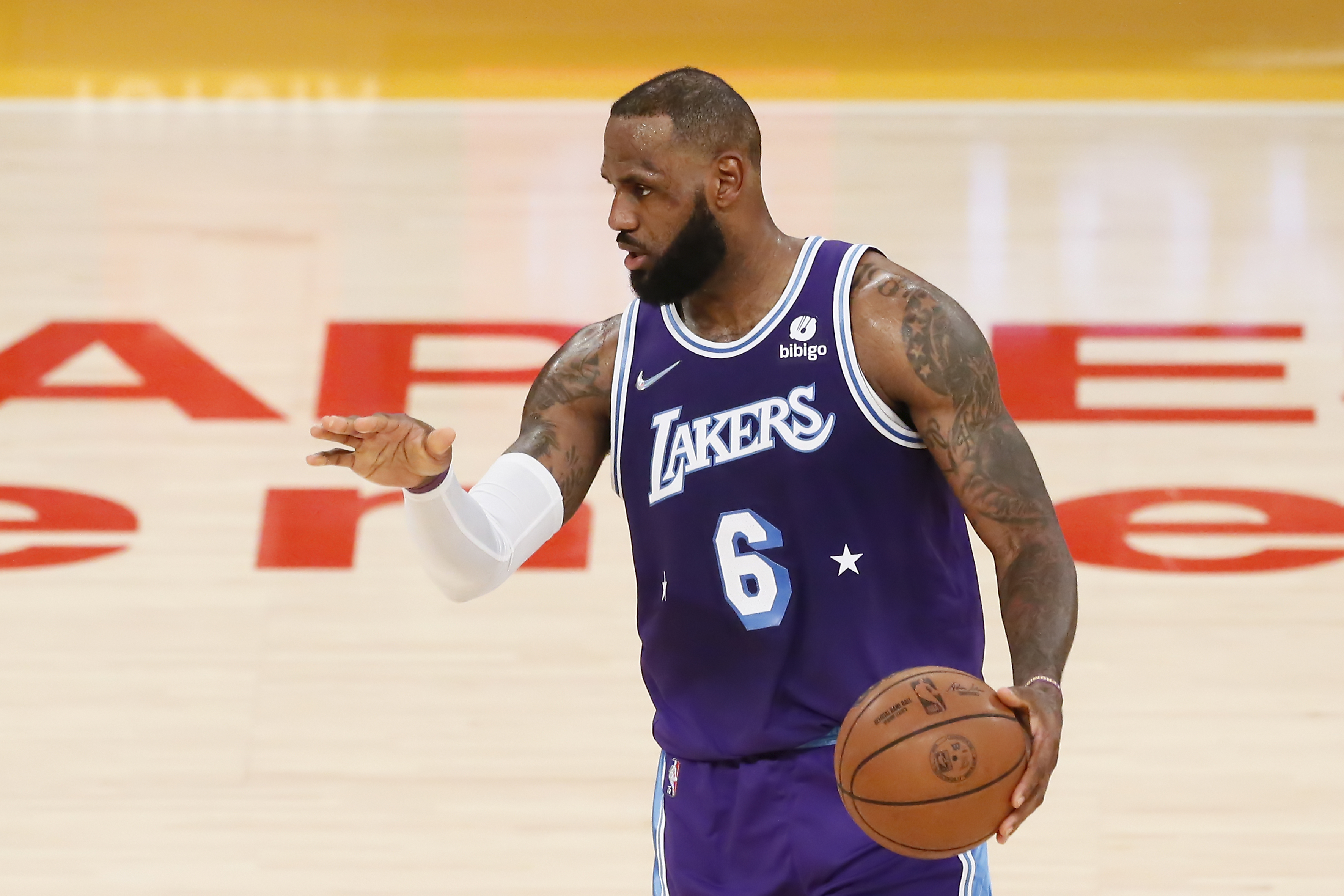 LeBron James to break another NBA record as Lakers star captains