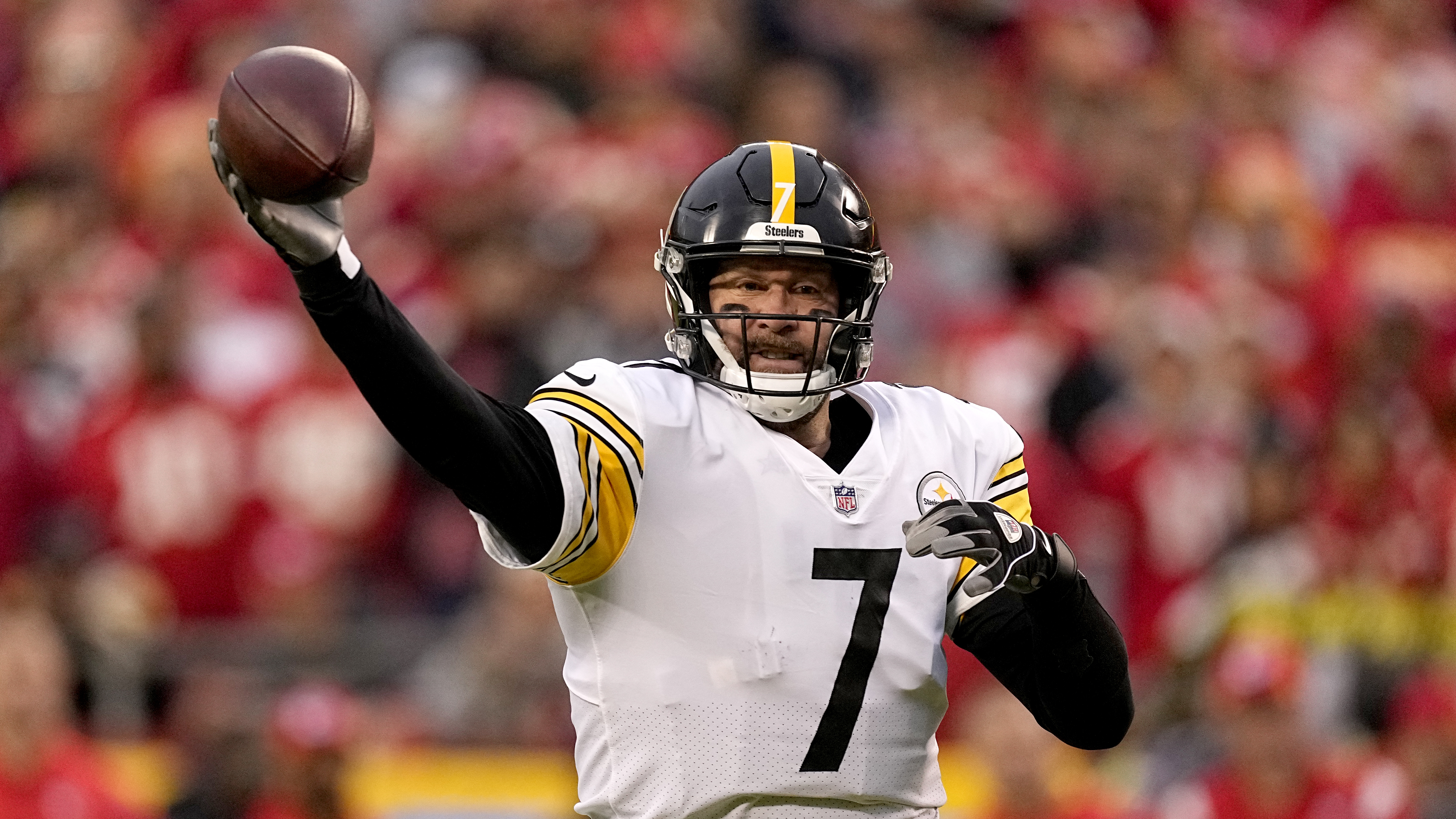 Ben Roethlisberger Hints at Retirement; Monday Could Be Final Steelers Home Game