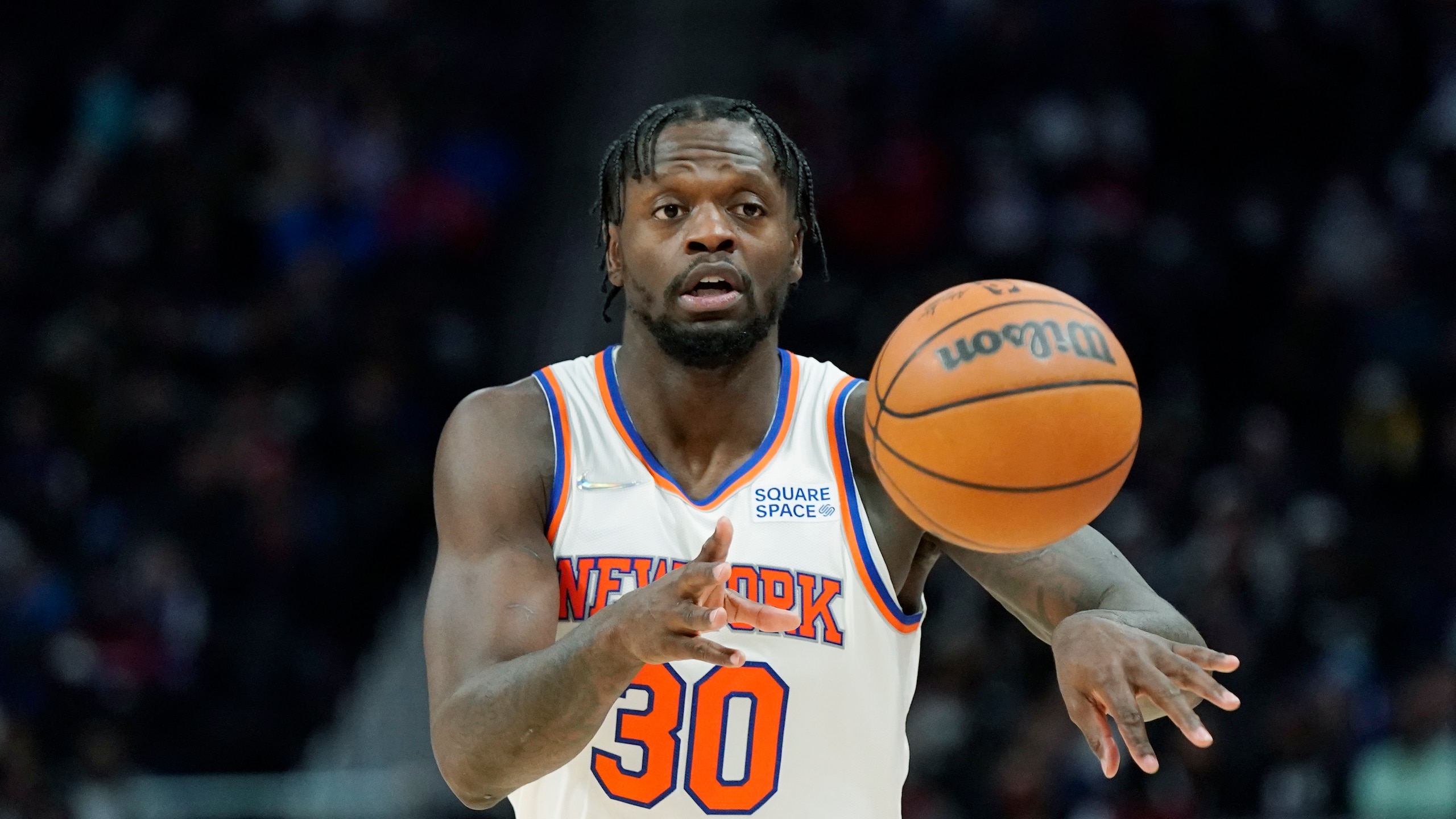 New York Knicks forward Julius Randle plays during the second half of an NBA basketball game, Wednesday, Dec. 29, 2021, in Detroit. (AP Photo/Carlos Osorio)