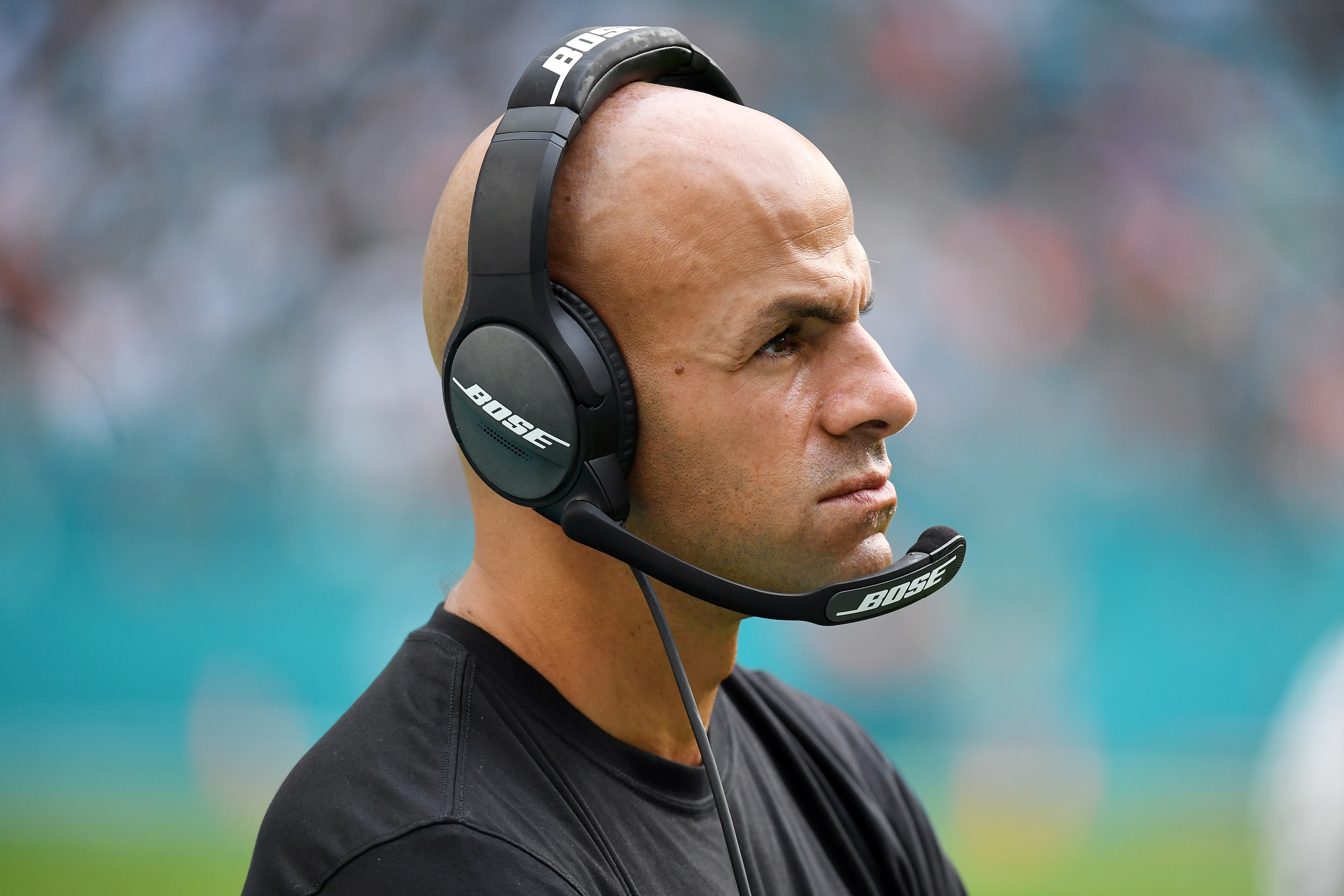 MIAMI GARDENS, FLORIDA - DECEMBER 19: Head coach Robert Saleh of the New York Jets looks on from the side line during the third quarter fo the game against the Miami Dolphins at Hard Rock Stadium on December 19, 2021 in Miami Gardens, Florida. (Photo by Eric Espada/Getty Images)