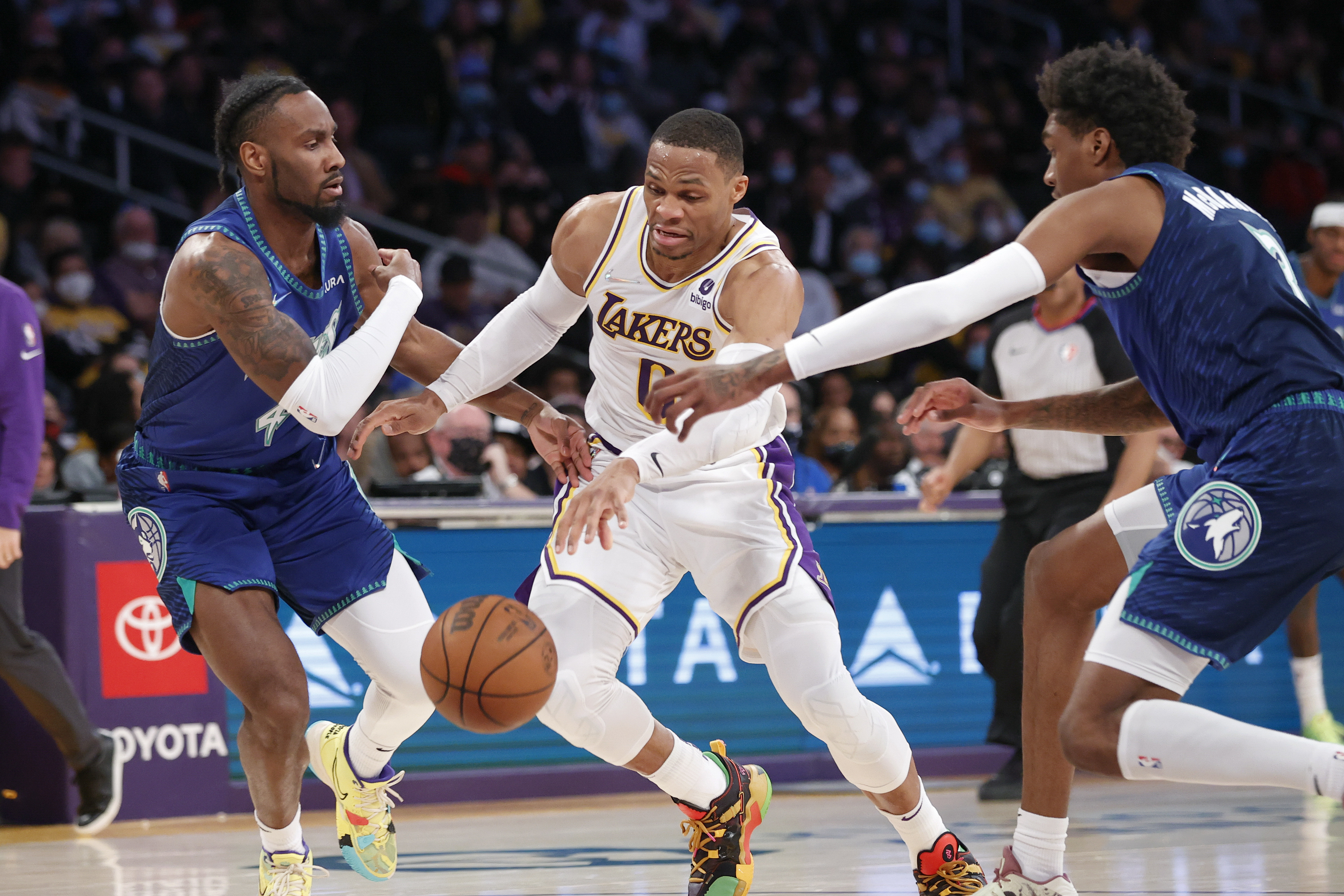 Lakers' Russell Westbrook Says Turnovers, Missed Shots Are 'Part of the Game'