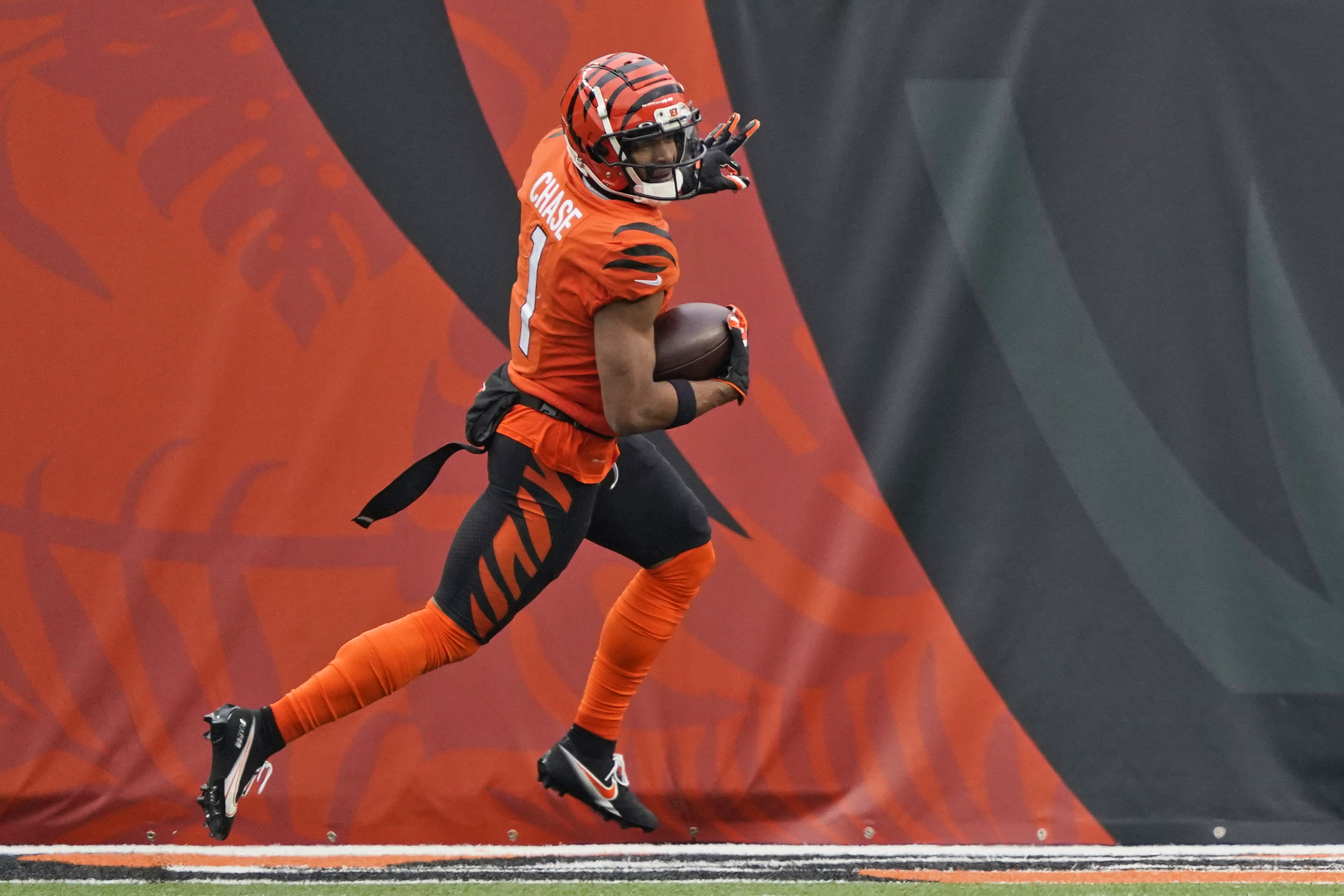 Ja'Marr Chase makes NFL and Bengals history in win over Chiefs to make 2022  NFL Playoffs - Cincy Jungle