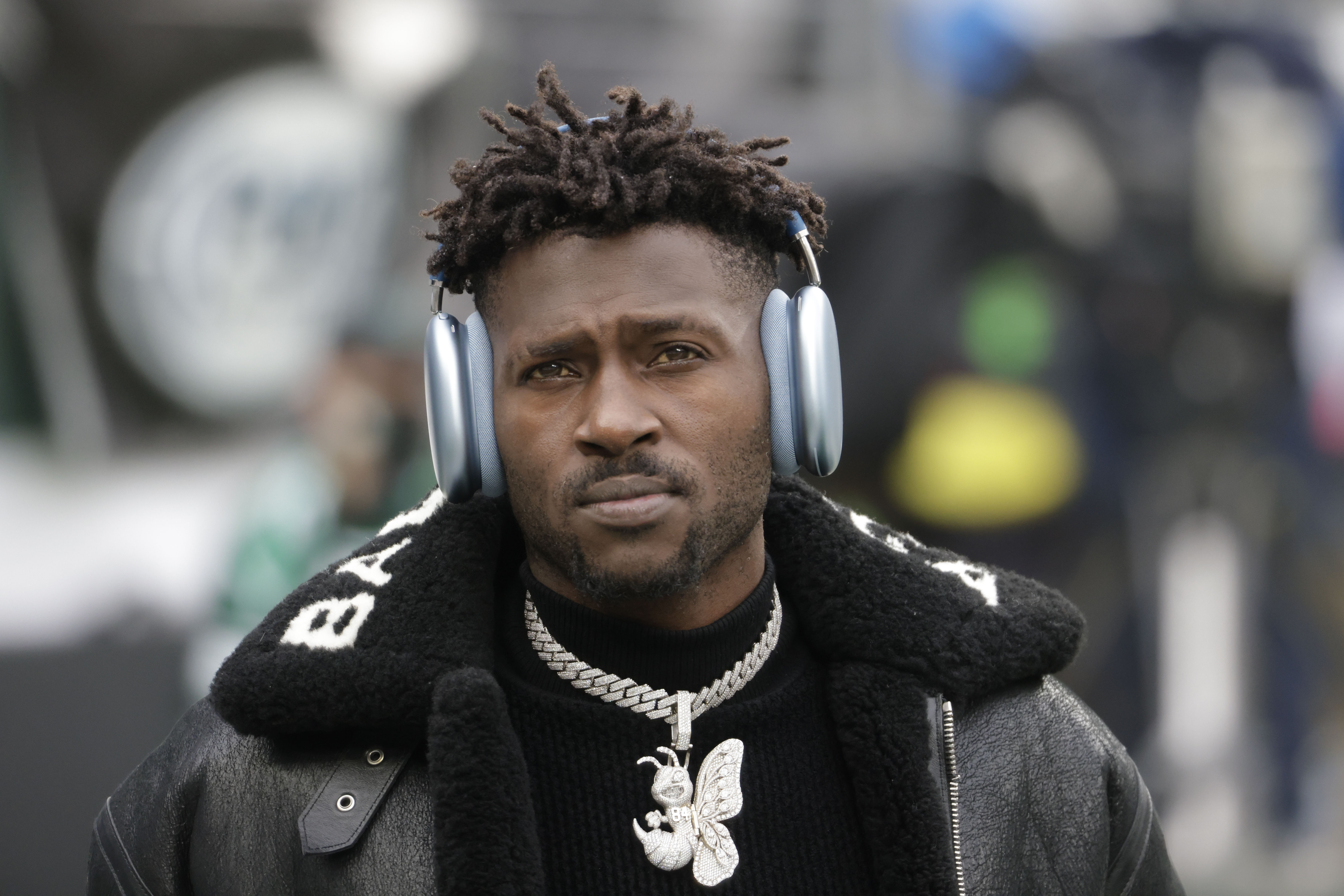 Report: Antonio Brown Not Yet Released by Buccaneers; NFL Won't Discipline WR