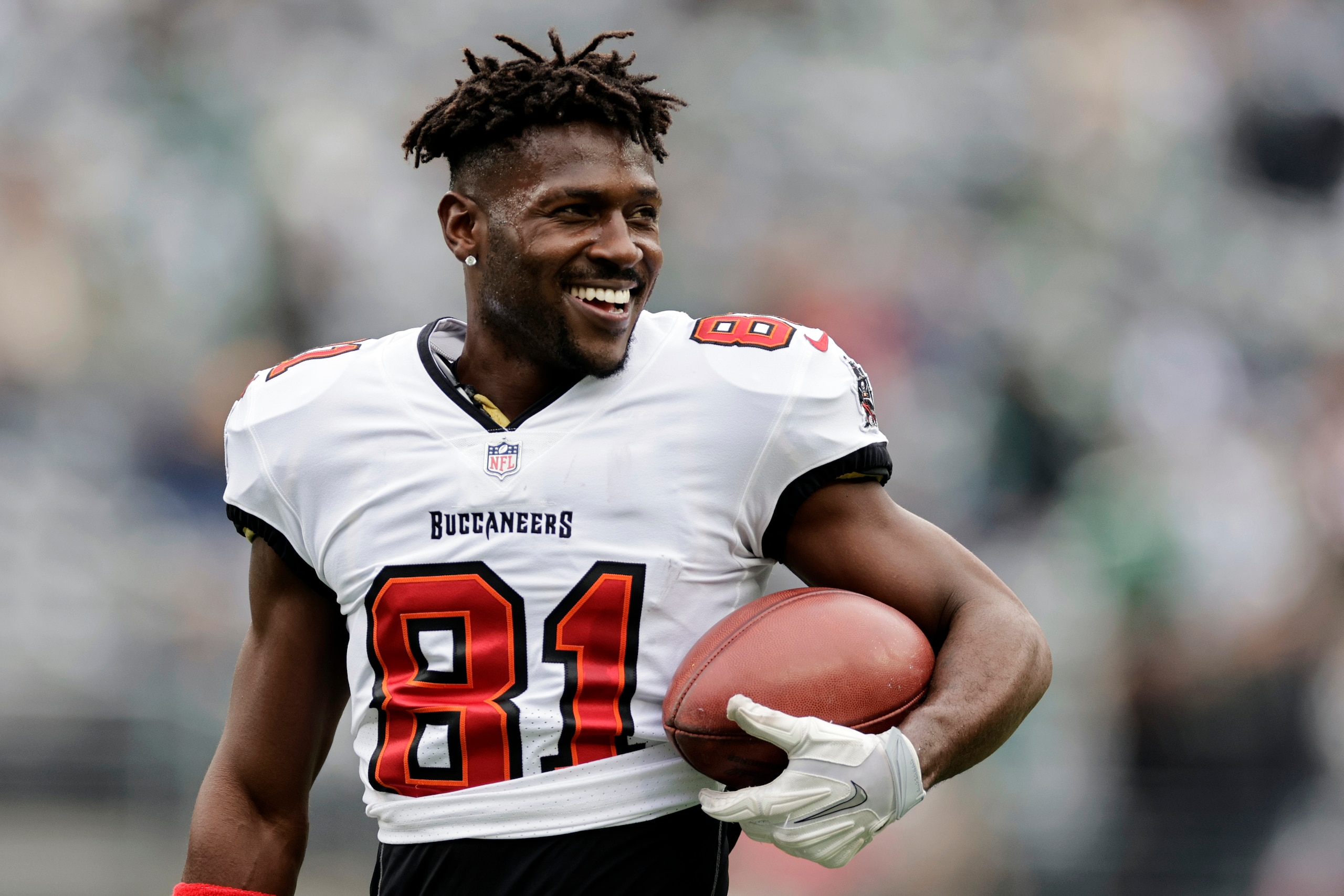 Tampa Bay Buccaneers wide receiver Antonio Brown (81) walks on the field during an NFL football game against the New York Jets, Sunday, Jan. 2, 2022, in East Rutherford, N.J. (AP Photo/Adam Hunger)