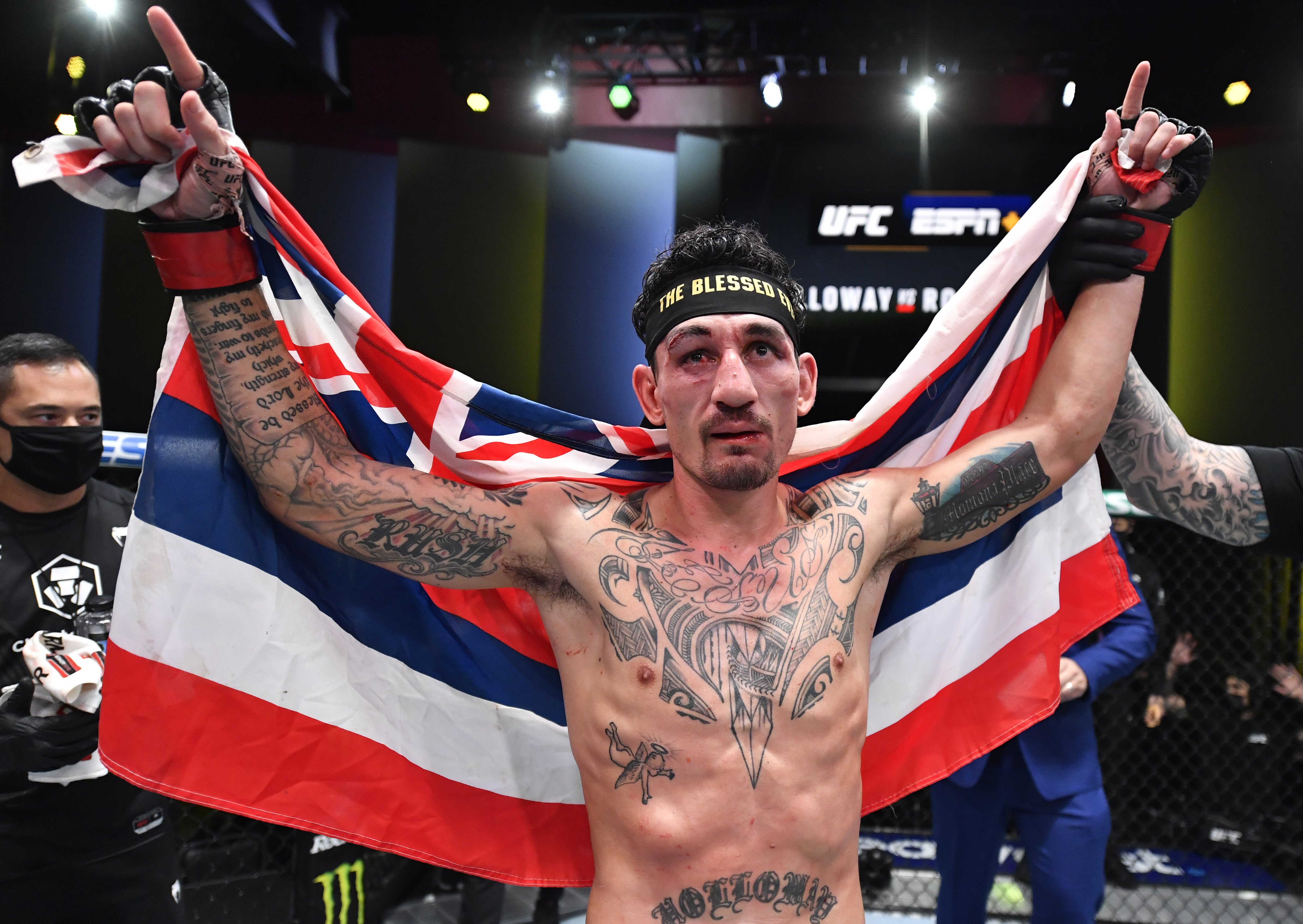 Report: Max Holloway withdrawn from UFC Title Fight against Alexander Volkanovski thumbnail