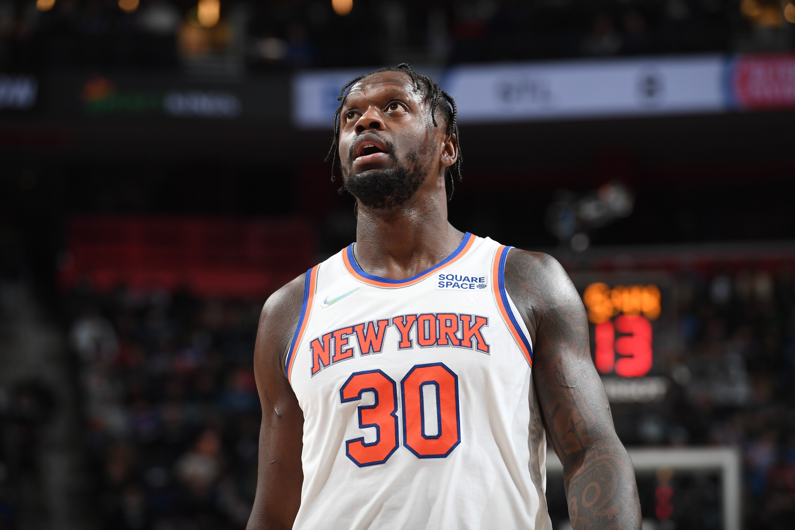 DETROIT, MI - DECEMBER 29: Julius Randle #30 of the New York Knicks looks on during the game against the Detroit Pistons on December 29, 2021 at Little Caesars Arena in Detroit, Michigan. NOTE TO USER: User expressly acknowledges and agrees that, by downloading and/or using this photograph, User is consenting to the terms and conditions of the Getty Images License Agreement. Mandatory Copyright Notice: Copyright 2021 NBAE (Photo by Chris Schwegler/NBAE via Getty Images) DETROIT, MI - DECEMBER 29: Julius Randle #30 of the New York Knicks looks on during the game against the Detroit Pistons on December 29, 2021 at Little Caesars Arena in Detroit, Michigan. NOTE TO USER: User expressly acknowledges and agrees that, by downloading and/or using this photograph, User is consenting to the terms and conditions of the Getty Images License Agreement. Mandatory Copyright Notice: Copyright 2021 NBAE (Photo by Chris Schwegler/NBAE via Getty Images)