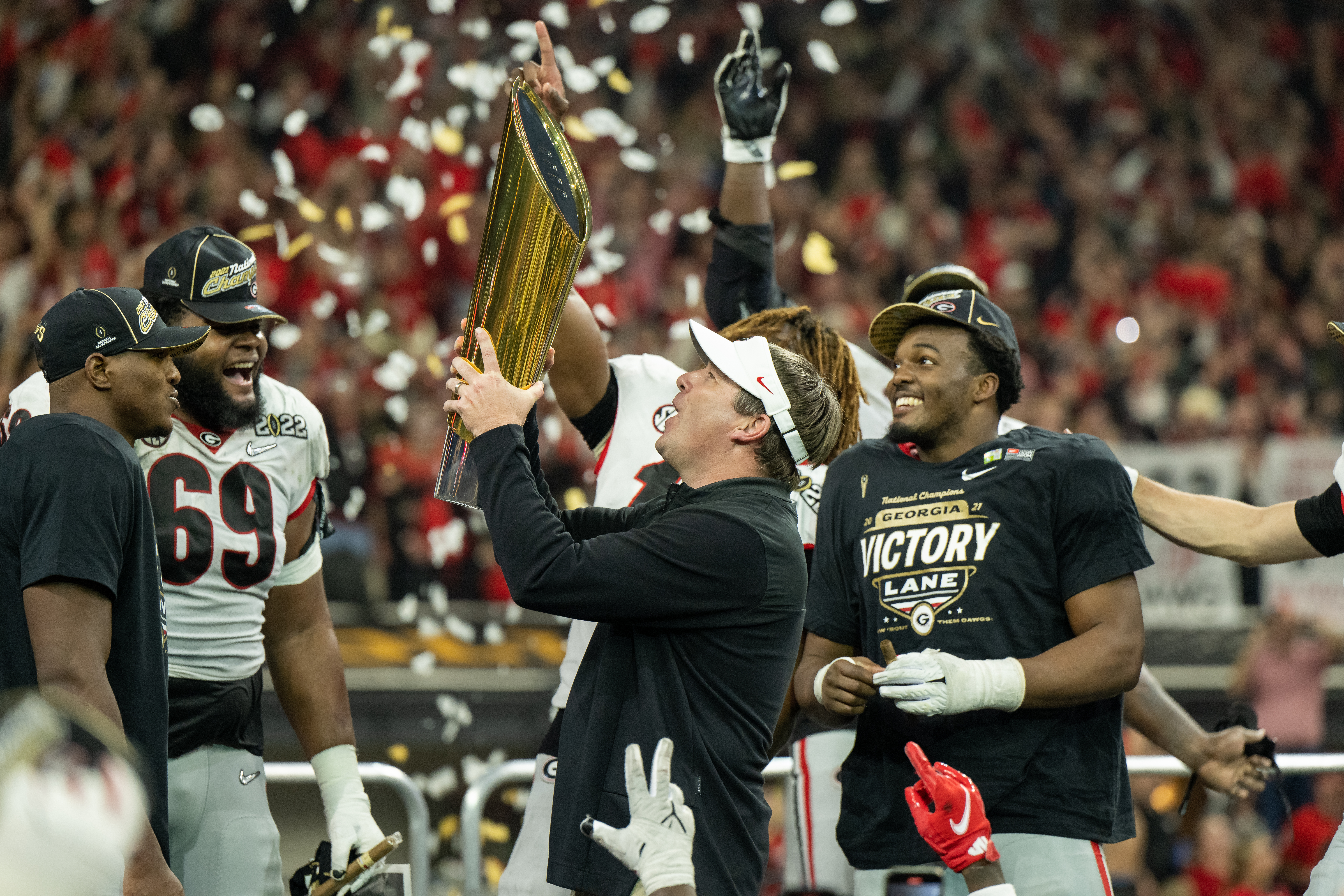 Soak it in: Georgia football wins national championship