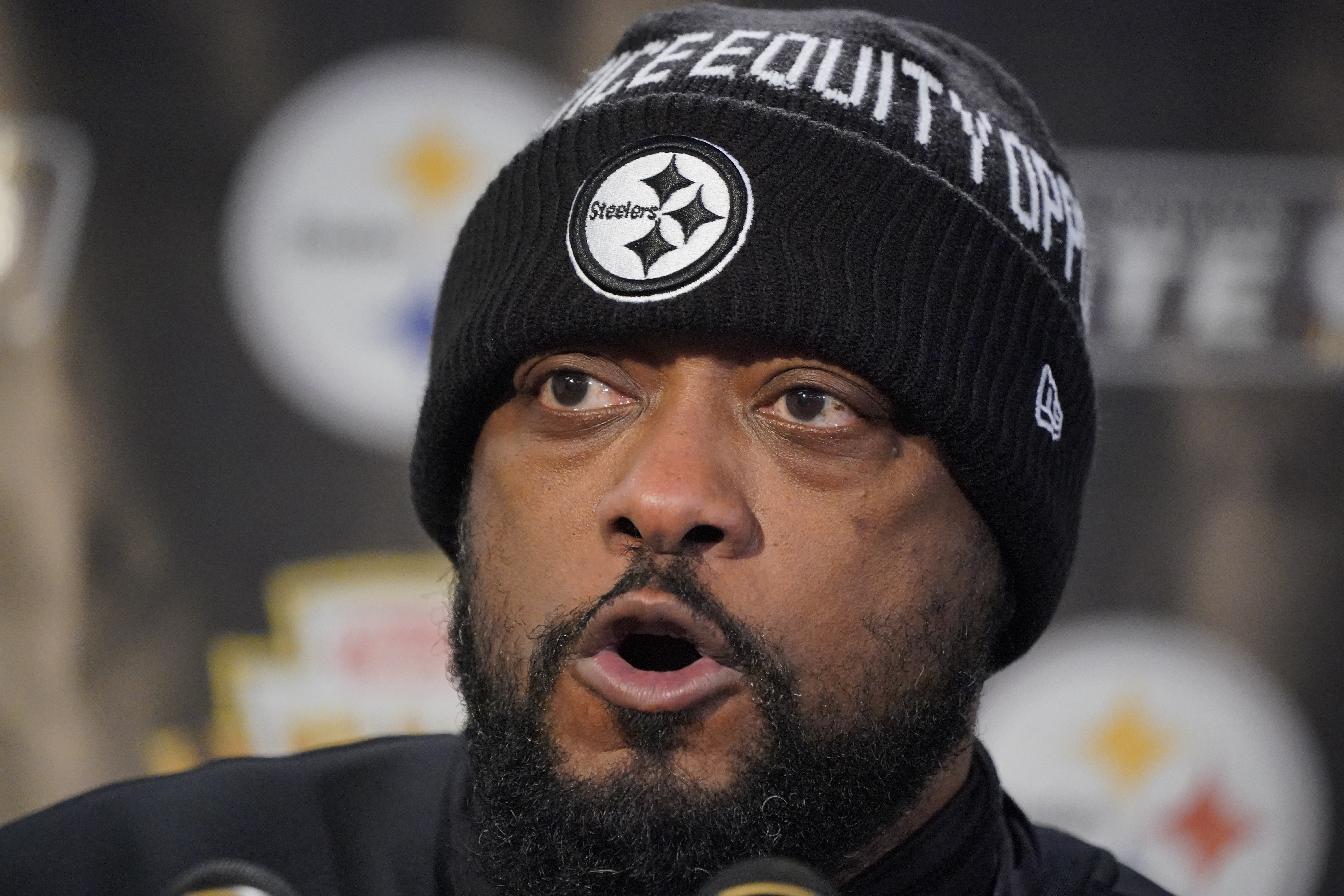 Mike Tomlin Says Steelers 'Wanted To Embrace' Emotions Of Raiders Game:  'Guys Showed Maturity Beyond Their Years' - Steelers Depot