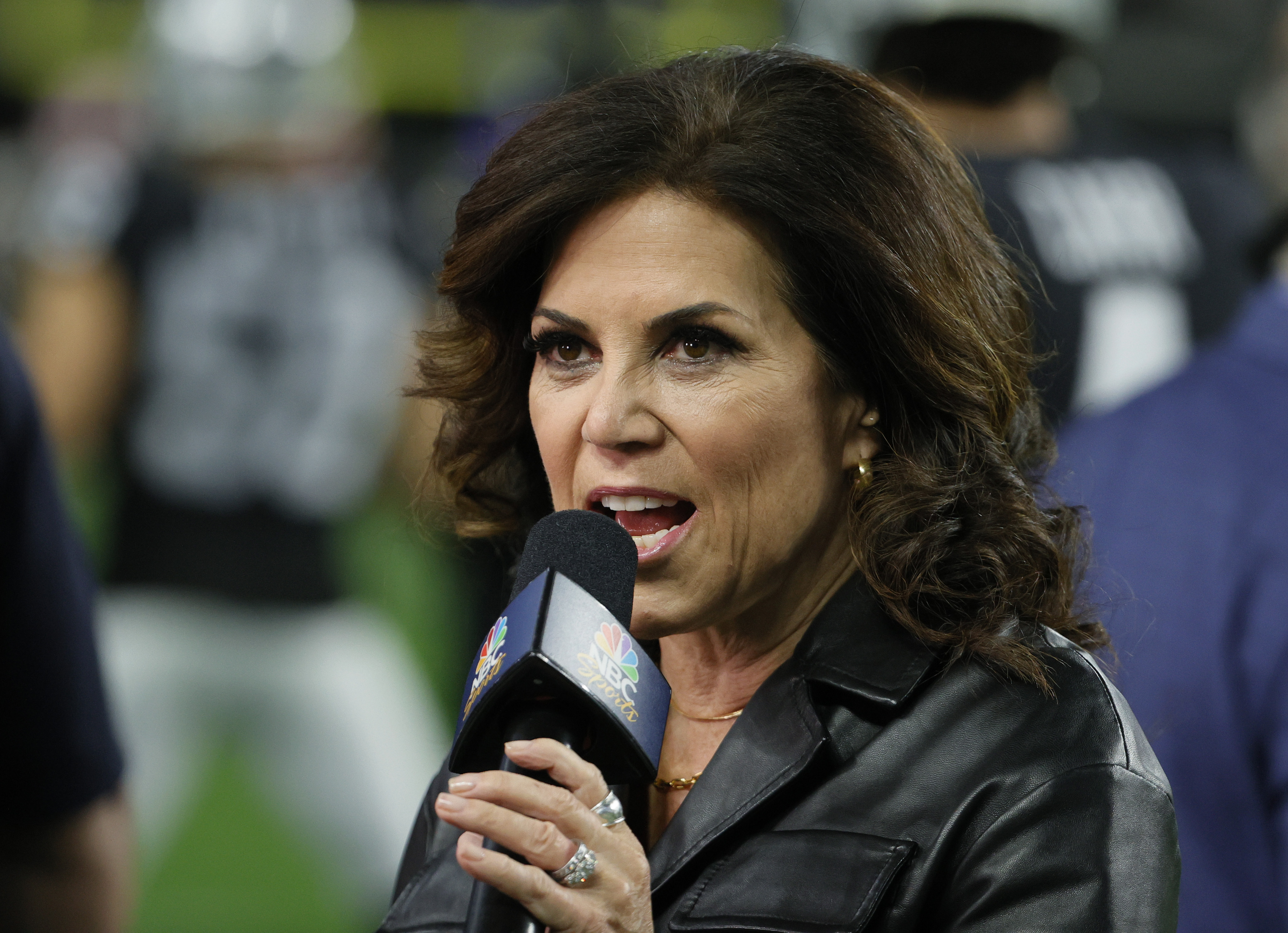 Michele Tafoya to Retire from NFL Sideline Reporting After Super Bowl 56.