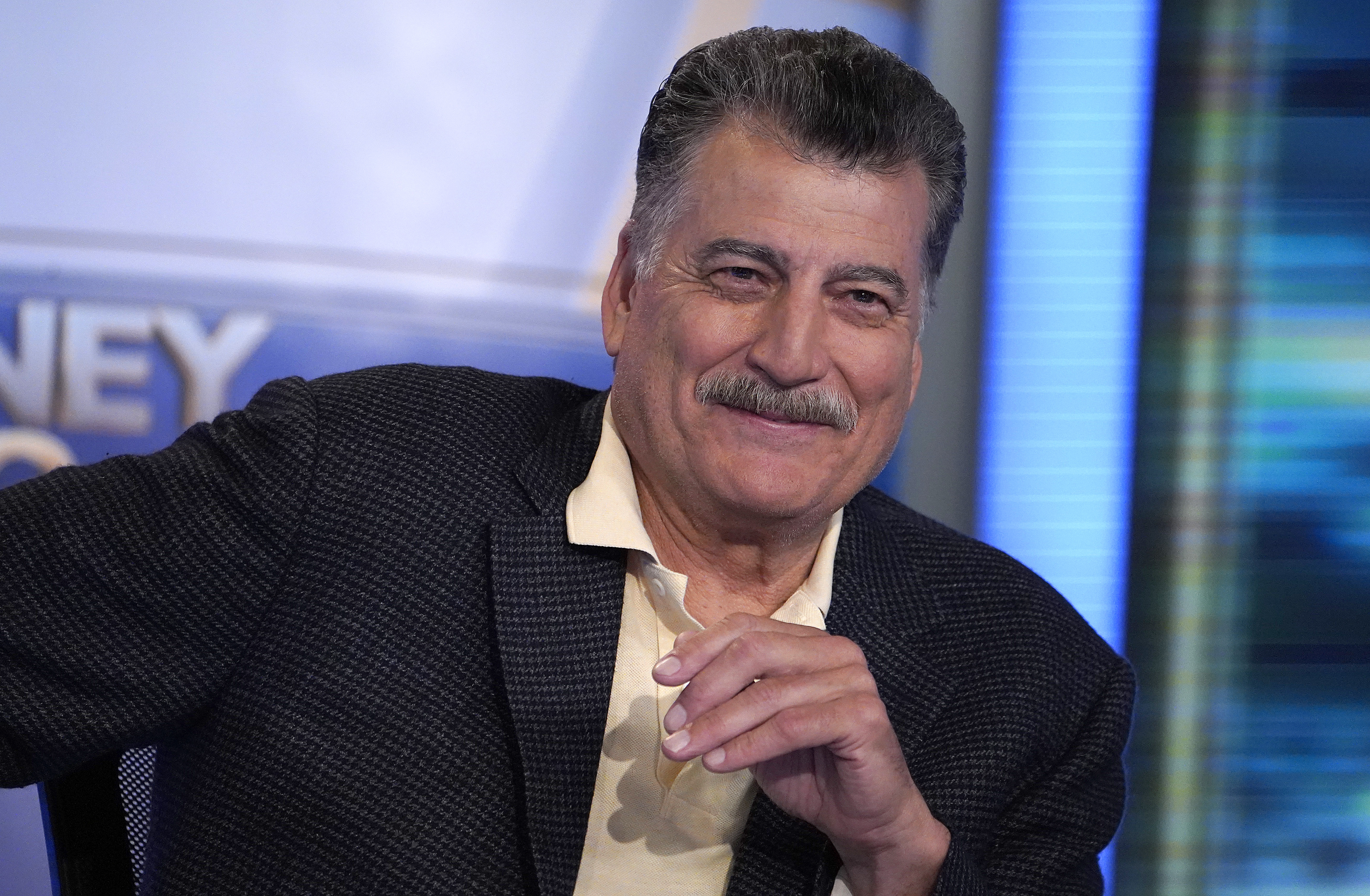 Keith Hernandez to Have No. 17 Jersey Retired by Mets on July 9