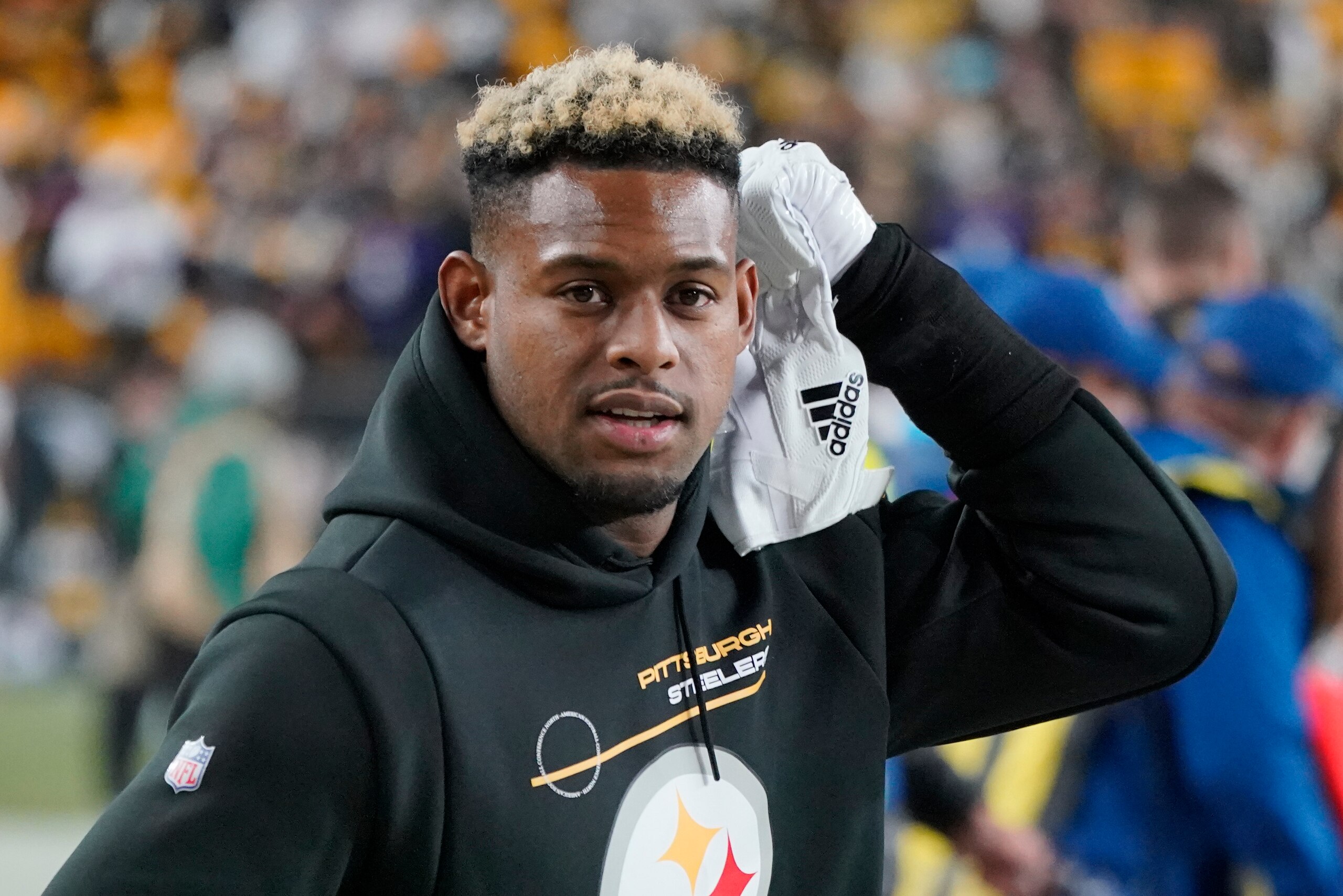 Pittsburgh Steelers wide receiver JuJu Smith-Schuster (19) walks off on the field after an NFL football game against the Baltimore Ravens, Sunday, Dec. 5, 2021, in Pittsburgh. The Steelers won 20-19. (AP Photo/Gene J. Puskar)
