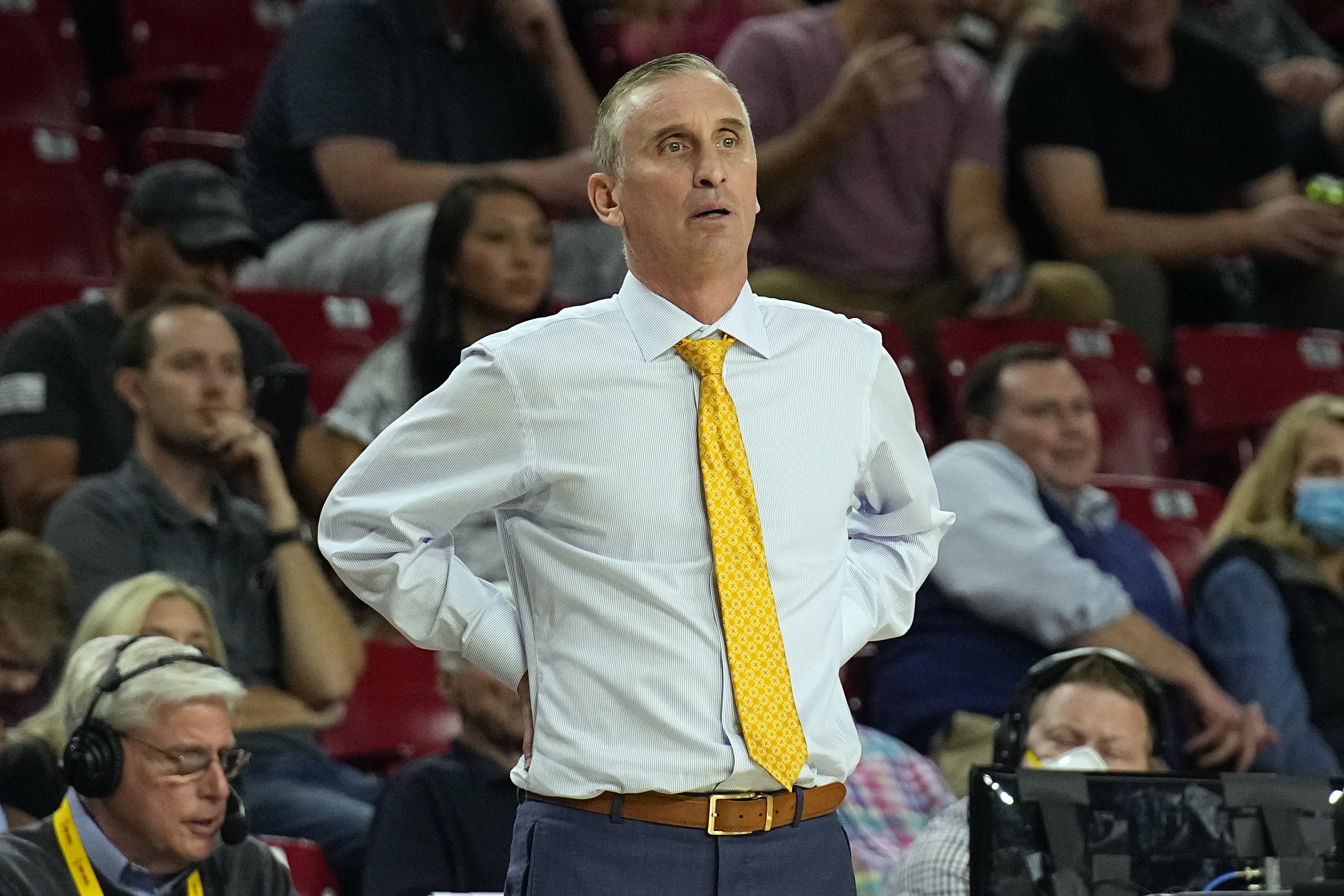 ASU HC Bobby Hurley, Guard Jay Heath Suspended for Confronting Official After Loss thumbnail