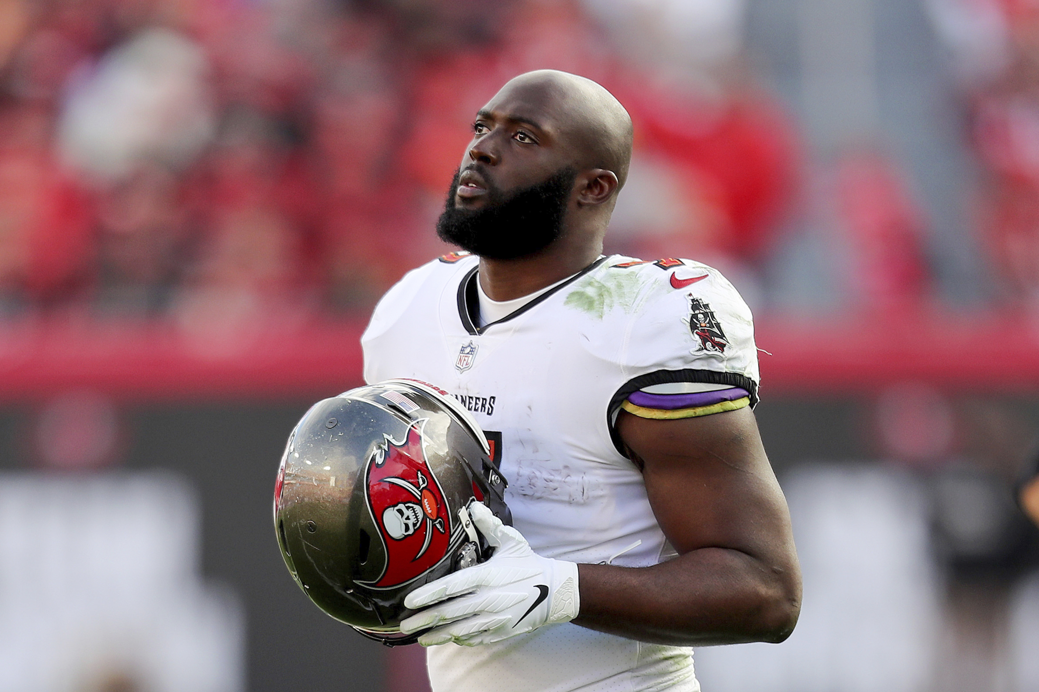 Report: Leonard Fournette returning to Buccaneers on three-year contract