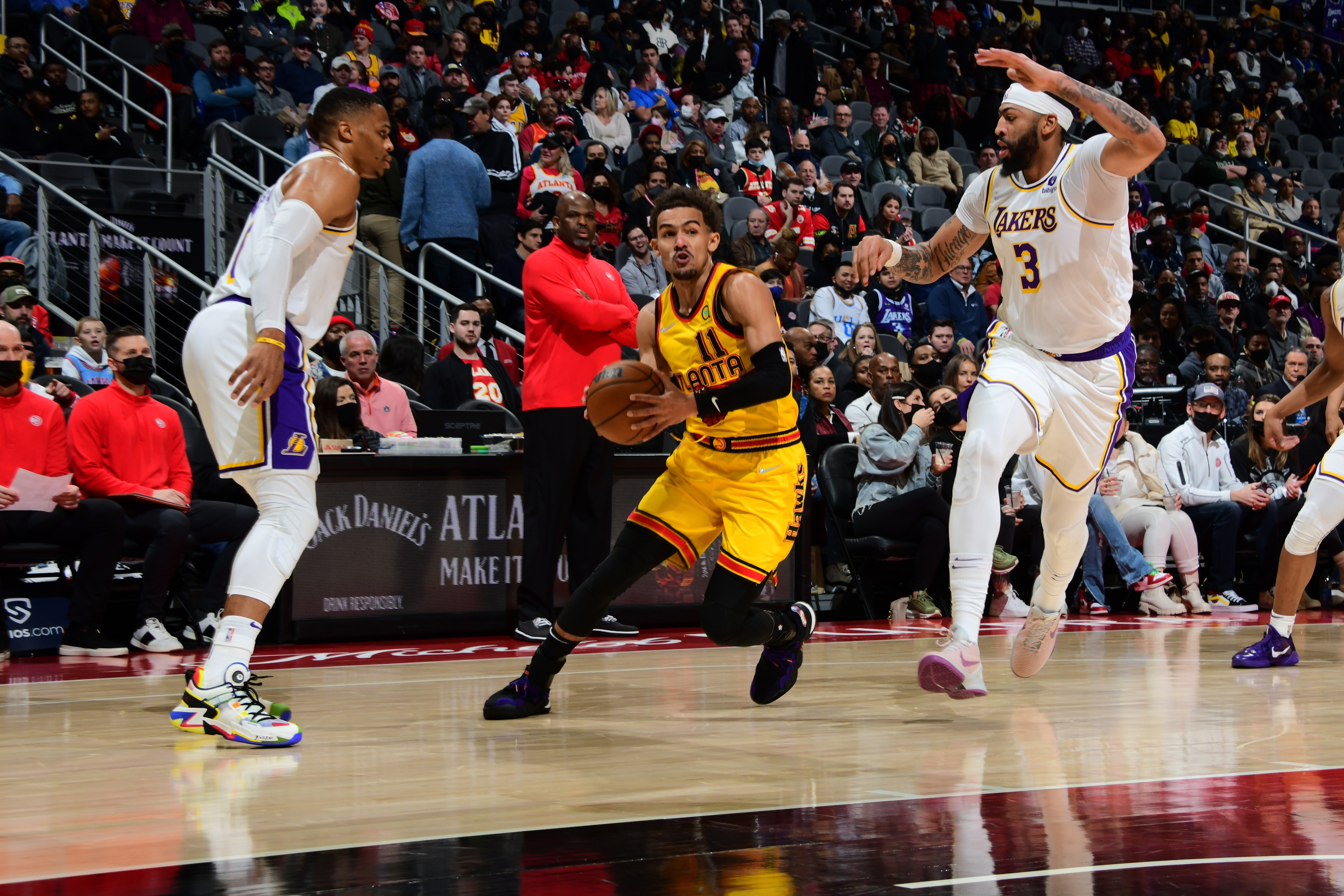 Trey Young Drops 36 as Hawks Hold off Lakers for Win with LeBron James out Injured