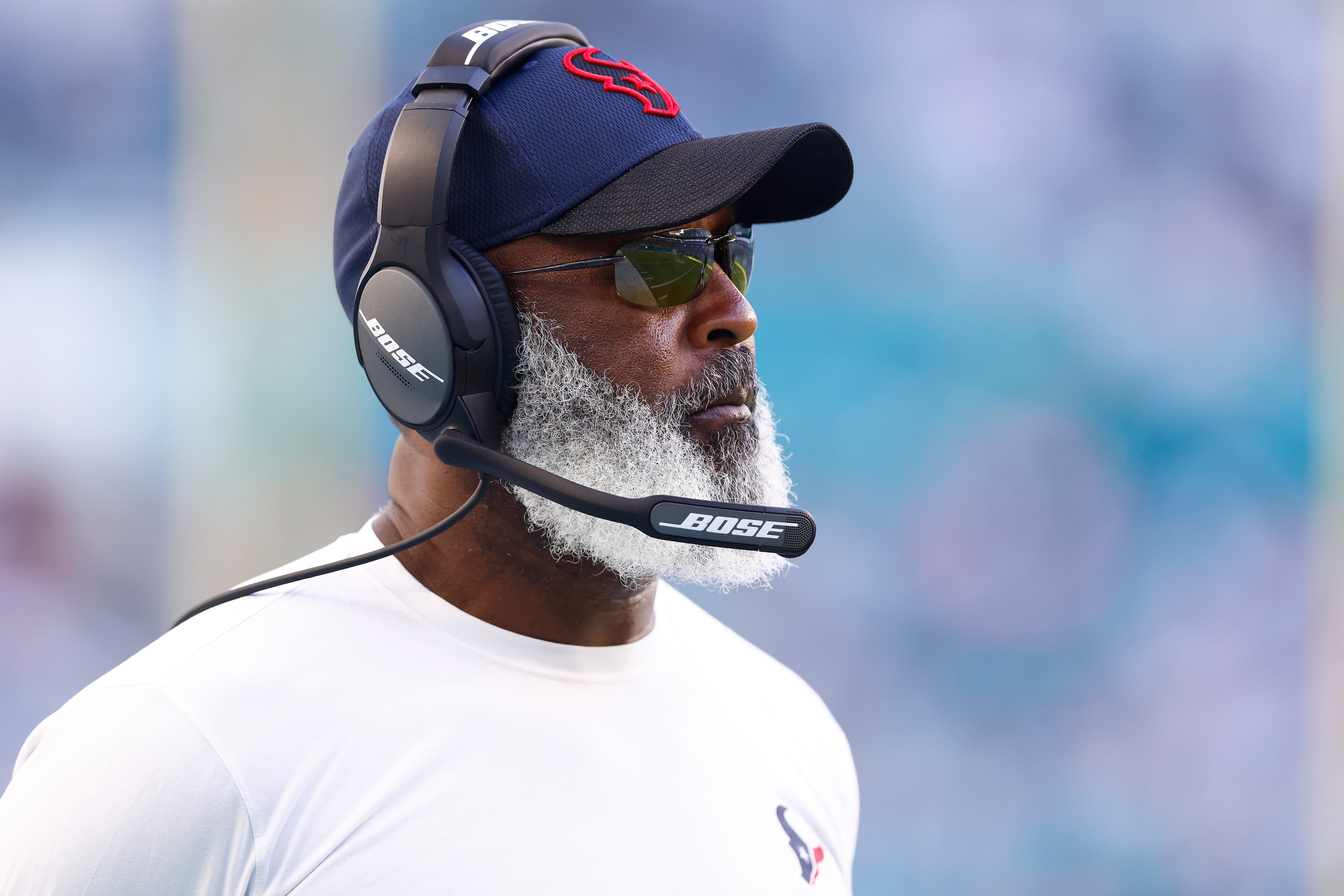 MIAMI GARDENS, FLORIDA - NOVEMBER 07: Defensive coordinator Lovie Smith of the Houston Texans looks on during the fourth quarter against the Miami Dolphins at Hard Rock Stadium on November 07, 2021 in Miami Gardens, Florida. (Photo by Michael Reaves/Getty Images)