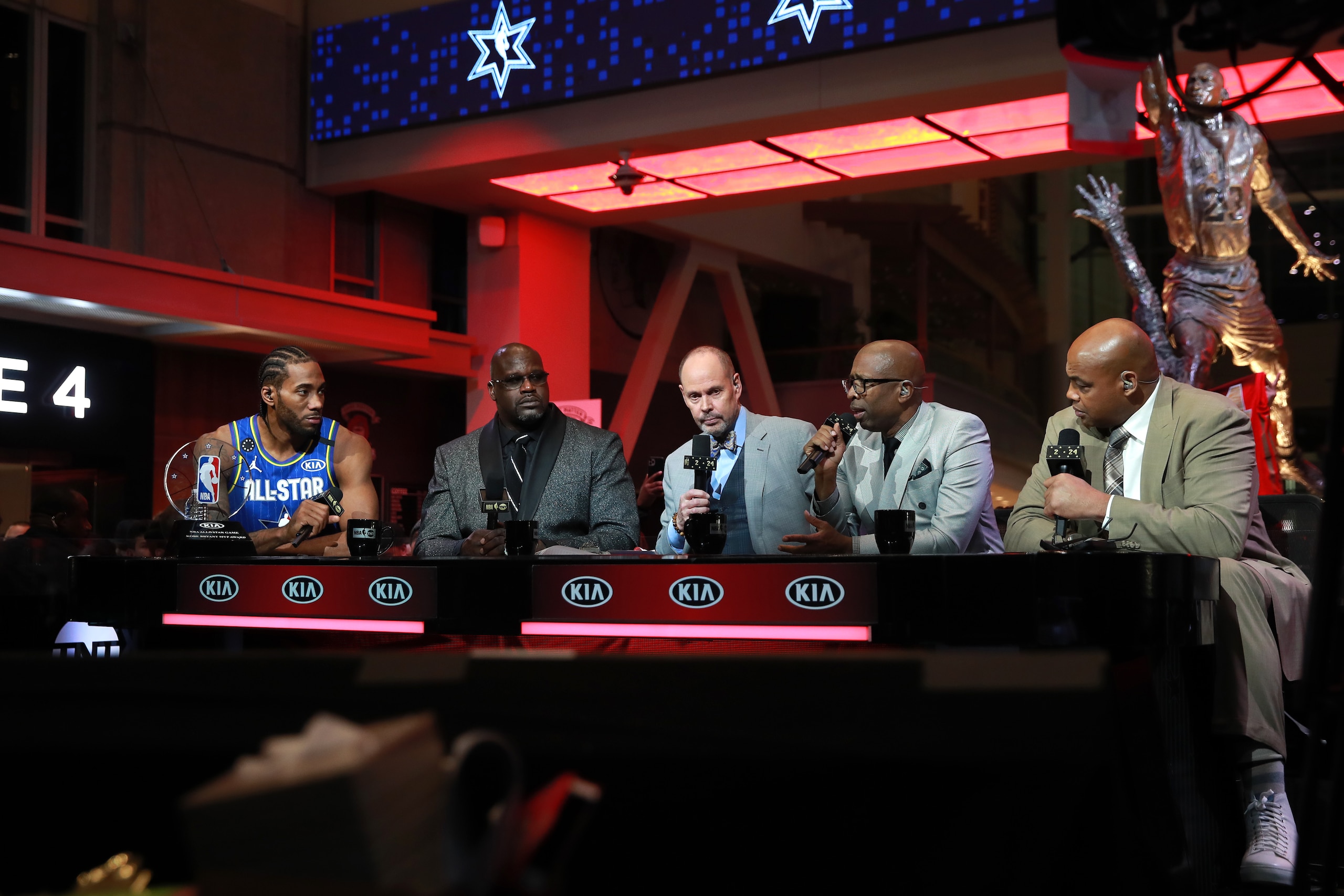 CHICAGO, IL - FEBRUARY 16: Kawhi Leonard #2 of Team LeBron talks to the NBA on TNT crew during the NBA All-Star Game as part of 2020 NBA All-Star Weekend on February 16, 2020 at the United Center in Chicago, Illinois. NOTE TO USER: User expressly acknowledges and agrees that, by downloading and/or using this Photograph, user is consenting to the terms and conditions of the Getty Images License Agreement. Mandatory Copyright Notice: Copyright 2020 NBAE (Photo by Michael J. LeBrecht II/NBAE via Getty Images)