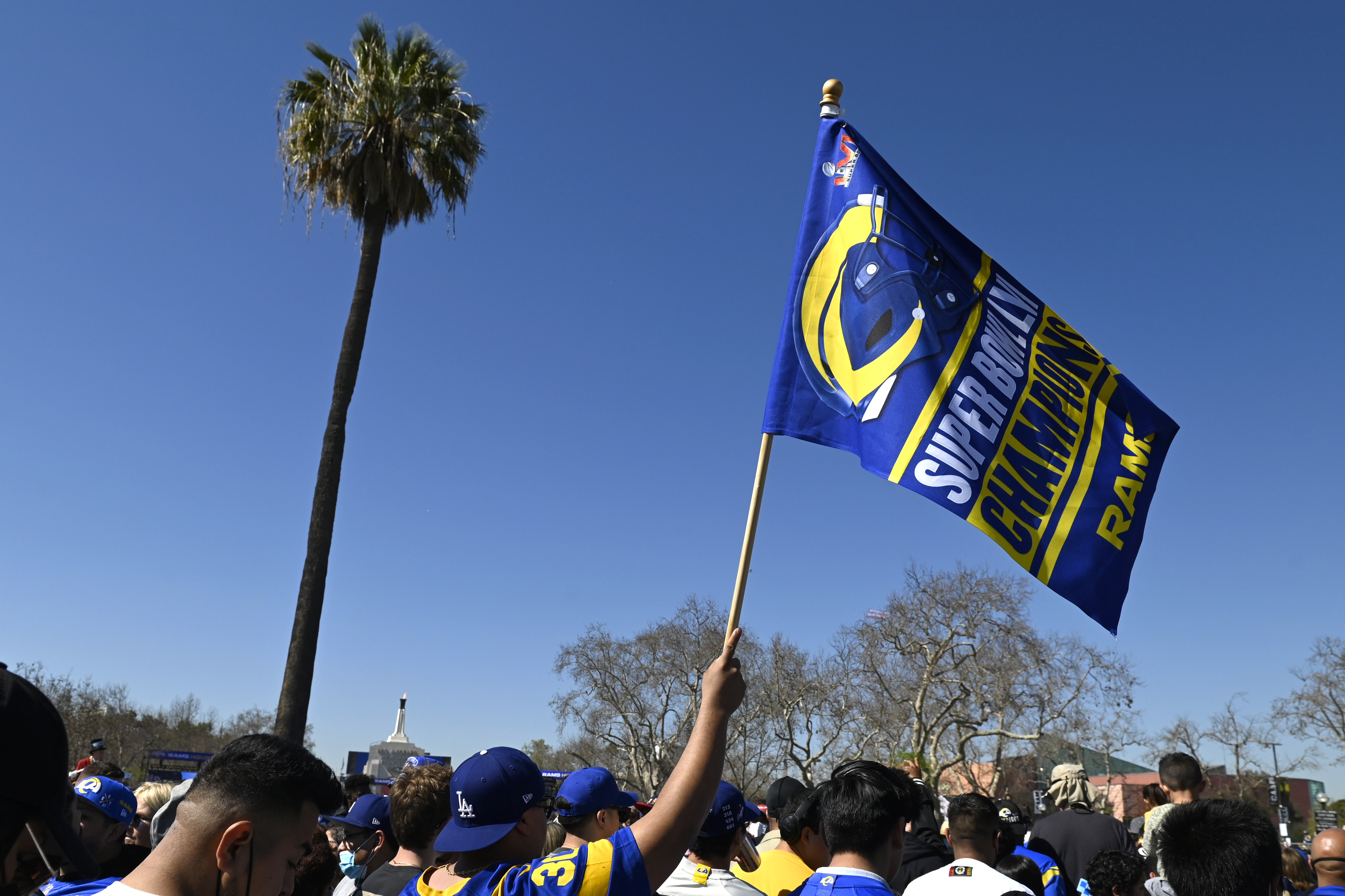 NFL Photographer Kelly Smiley Says She Fractured Spine During Rams' SB  Parade, News, Scores, Highlights, Stats, and Rumors
