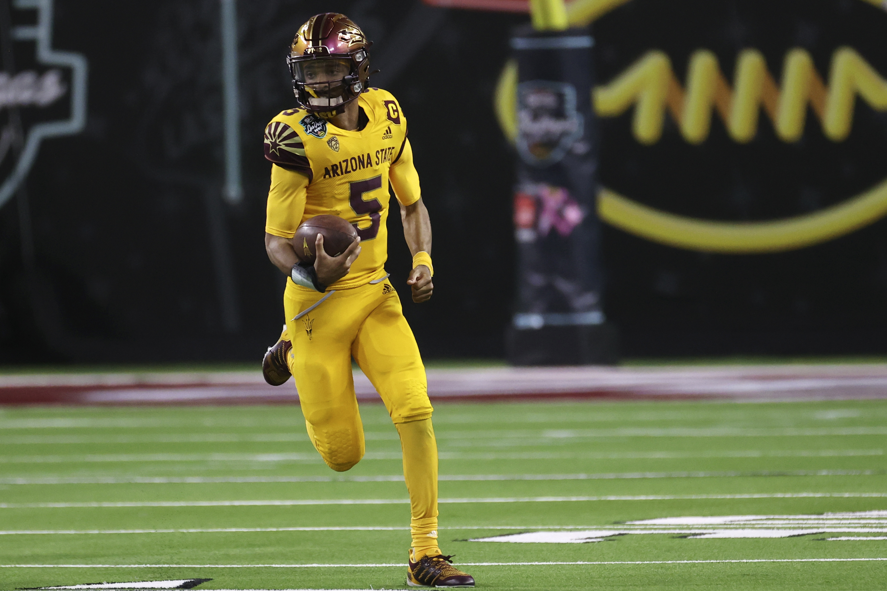Arizona State QB Jayden Daniels Reportedly Expected to Enter NCAA Transfer Porta..