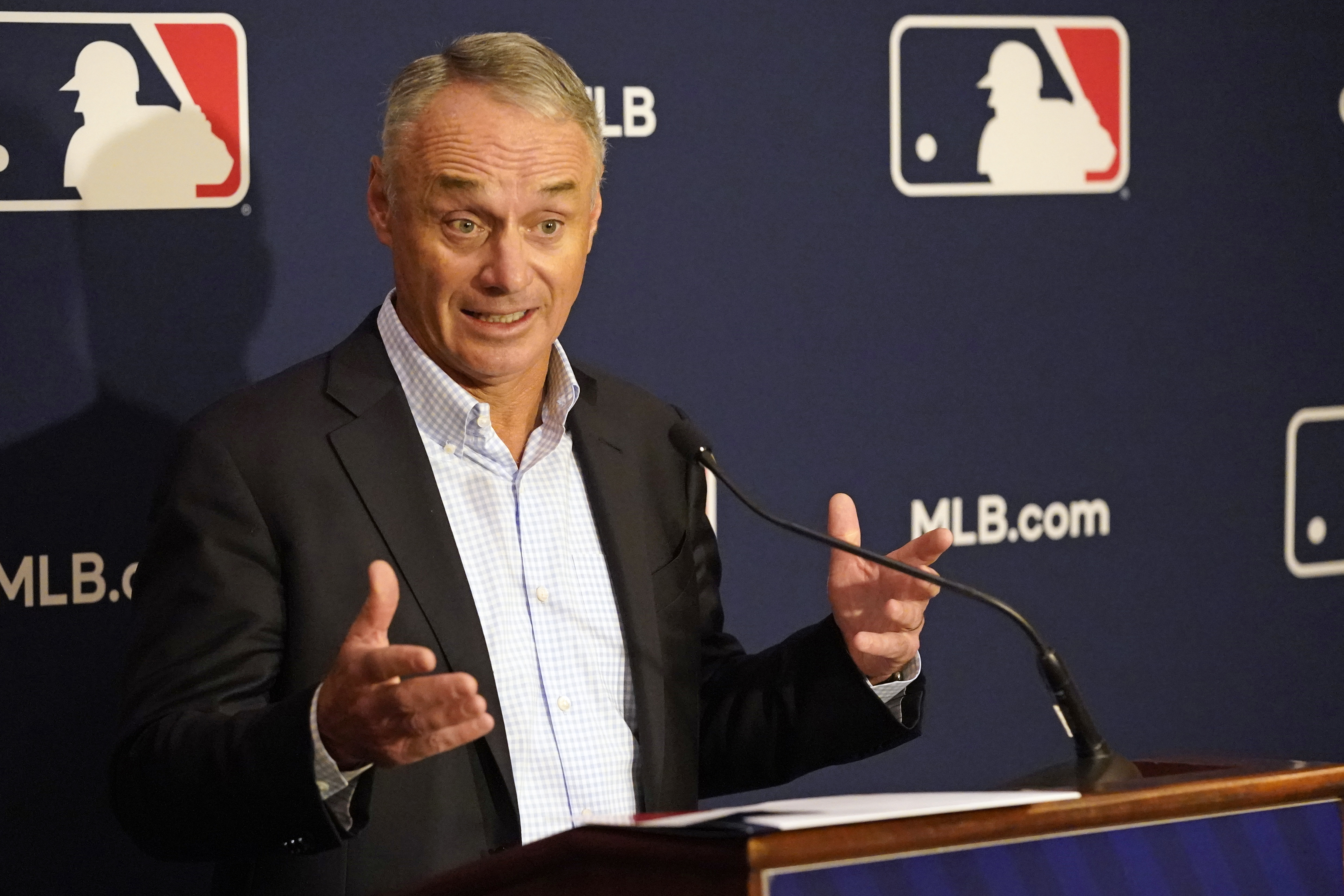 MLB Gives MLBPA Updated Deadline for CBA Agreement to Start 2022 Season on Time