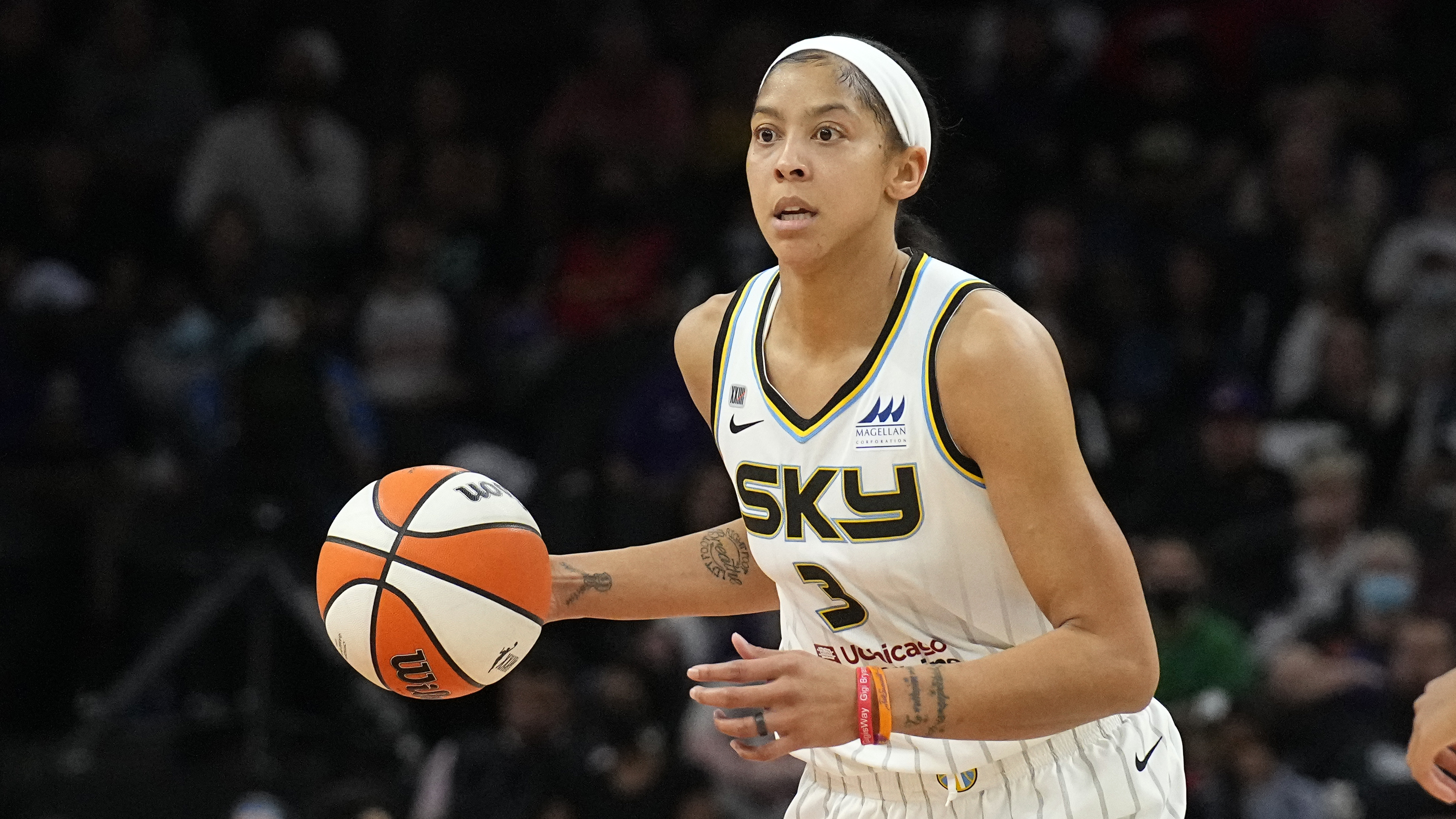 Bleacher Report on X: Candace Parker announces she is signing