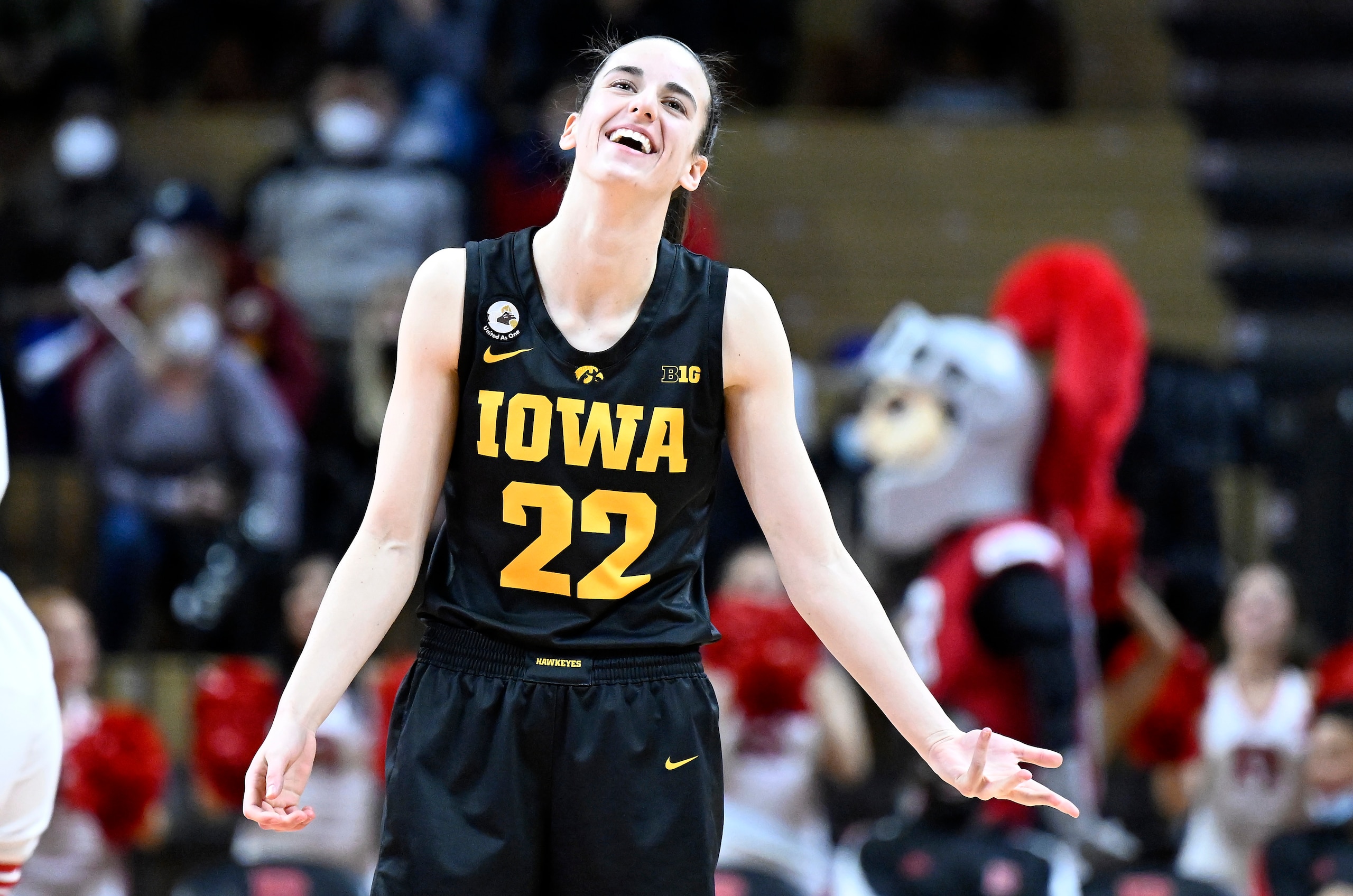 PISCATAWAY, NEW JERSEY - FEBRUARY 24: Caitlin Clark #22 of the Iowa Hawkeyes gets ready to play against the Rutgers Scarlet Knights at Jersey Mike's Arena on February 24, 2022 in Piscataway, New Jersey. (Photo by G Fiume/Getty Images) PISCATAWAY, NEW JERSEY - FEBRUARY 24: Caitlin Clark #22 of the Iowa Hawkeyes gets ready to play against the Rutgers Scarlet Knights at Jersey Mike's Arena on February 24, 2022 in Piscataway, New Jersey. (Photo by G Fiume/Getty Images)