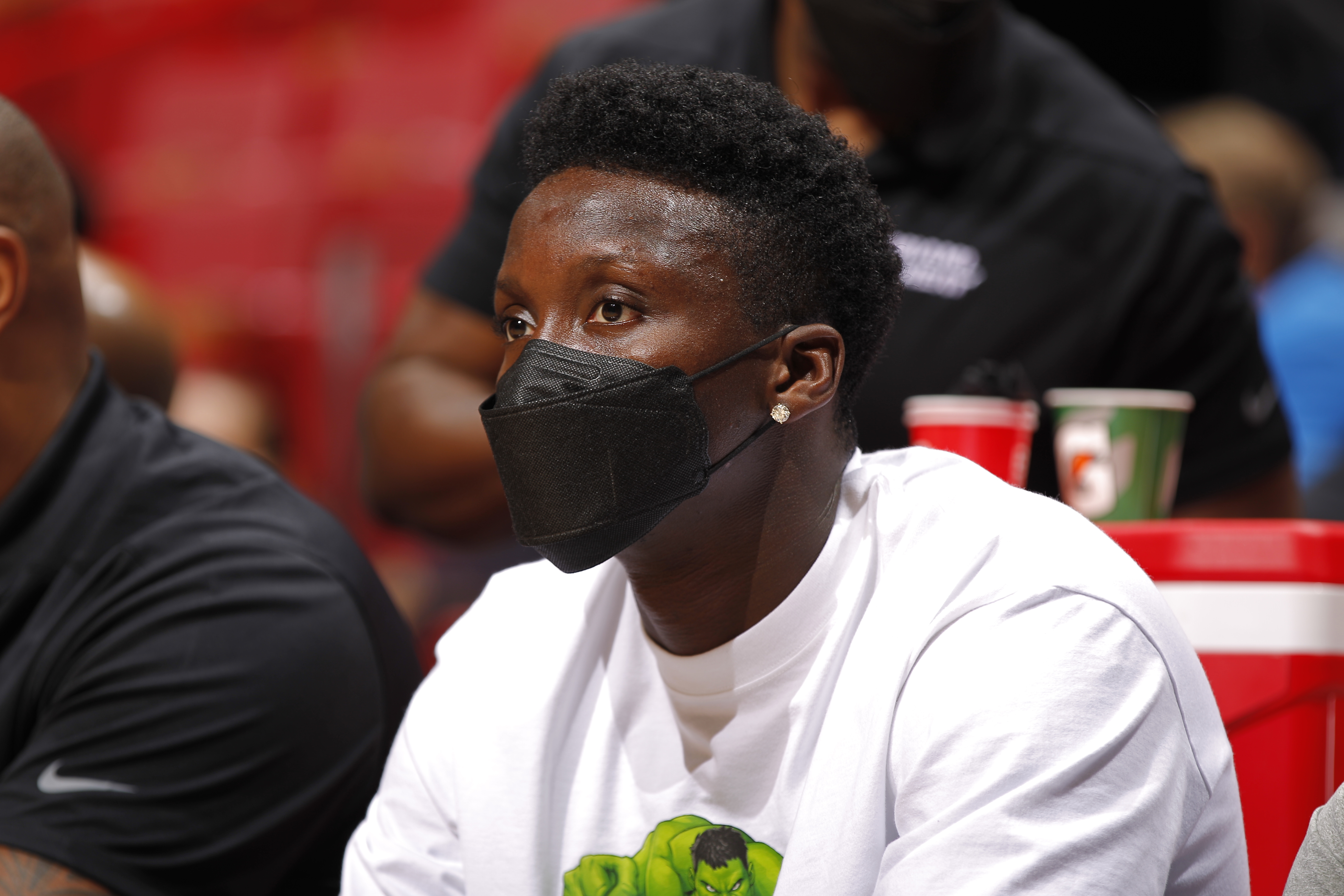 Victor Oladipo turns 30 and it's Miami Heat opening presents