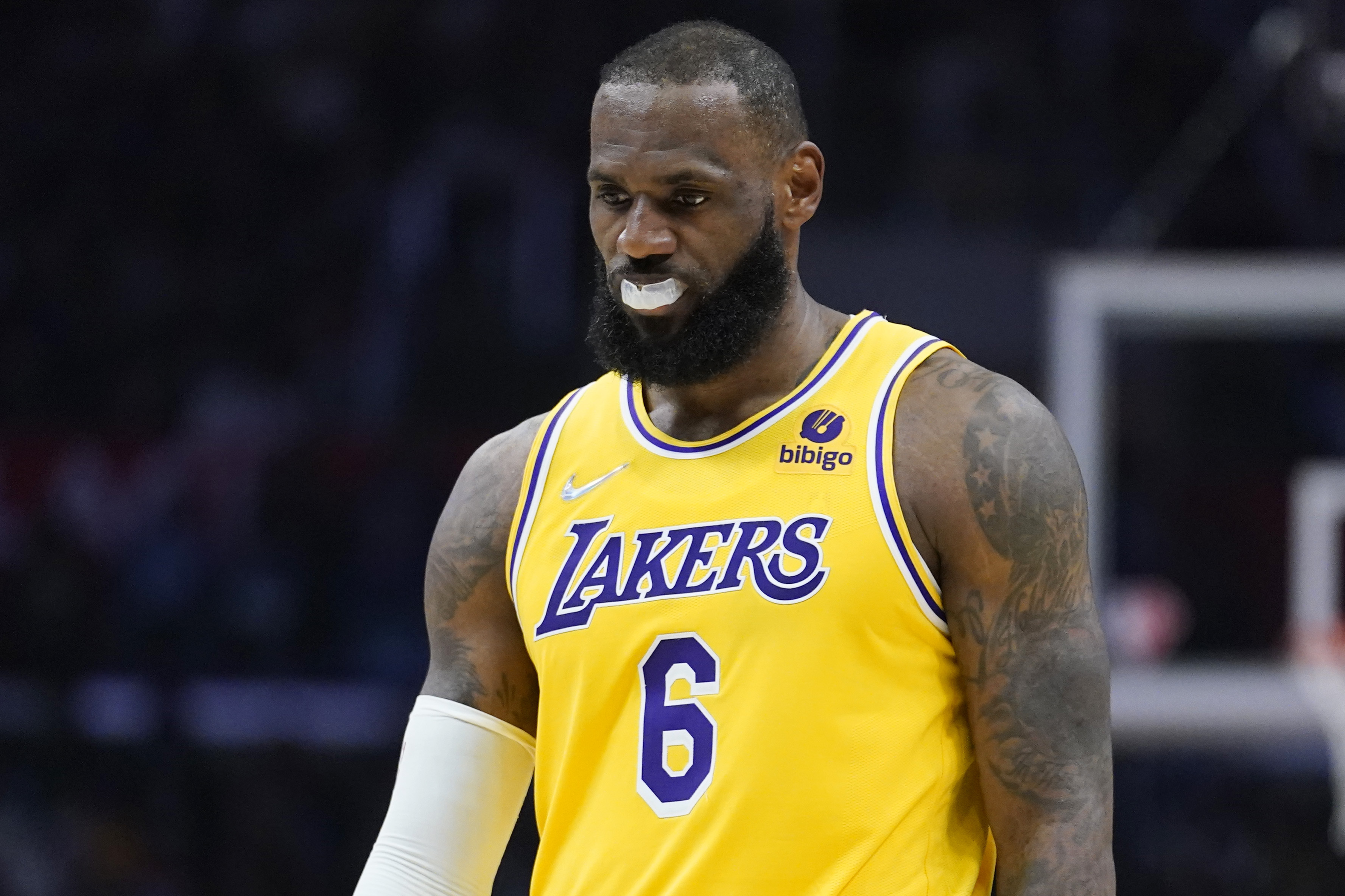 Lakers' LeBron James Says He Seeks out a 'LeBron Hater' Before Games for Motivat..