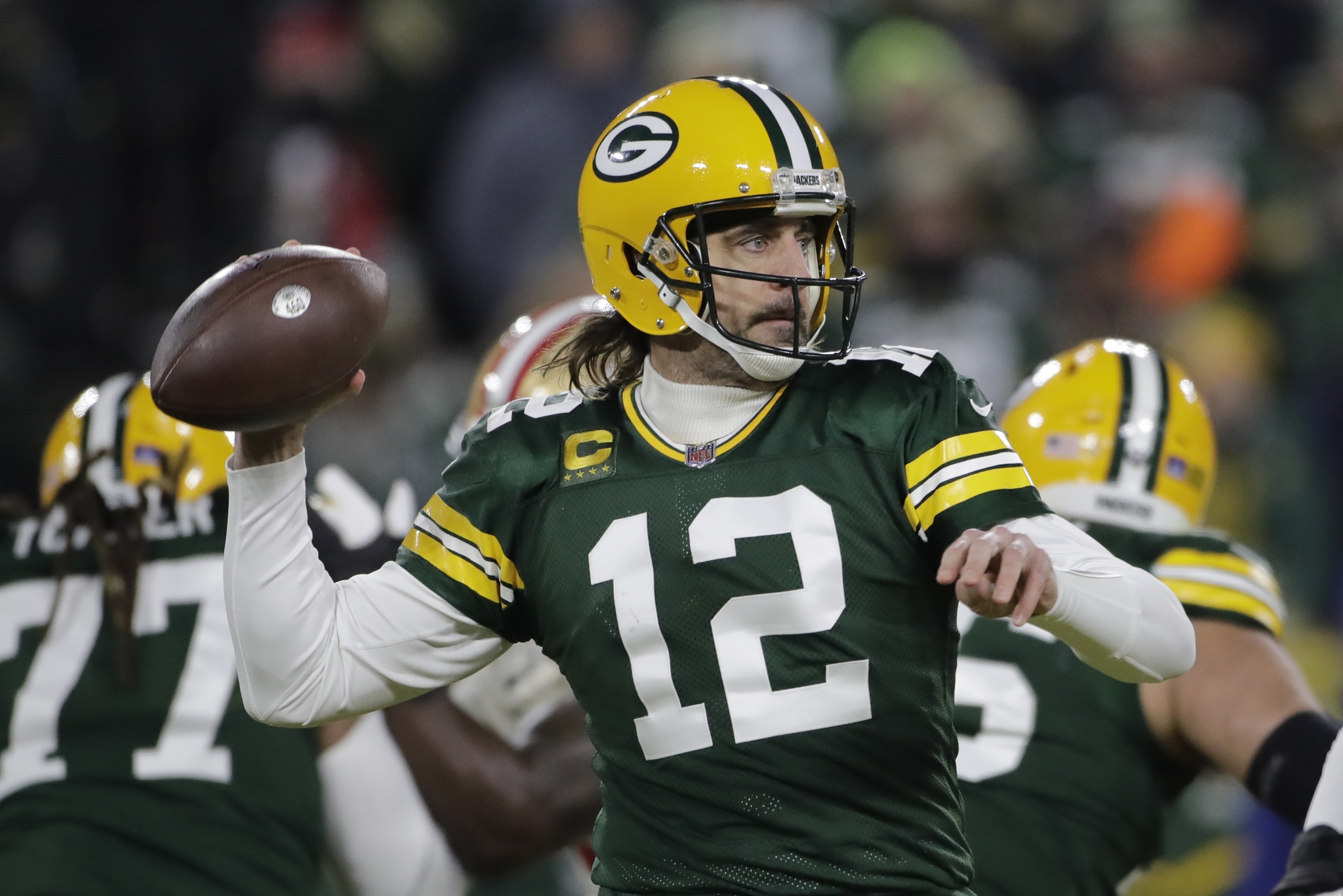 Aaron Rodgers Rumors; Broncos Steelers, Titans among Possible Trade Destinations thumbnail