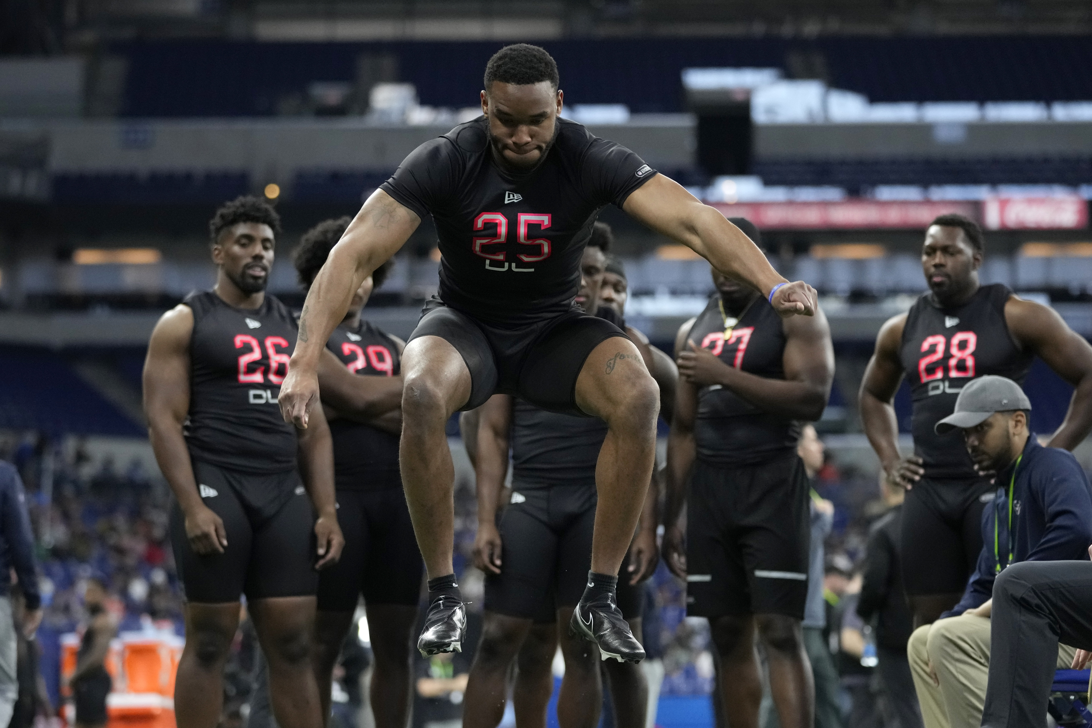 NFL Combine: Virginia Tech's Amaré Barno runs ridiculous 40-yard dash