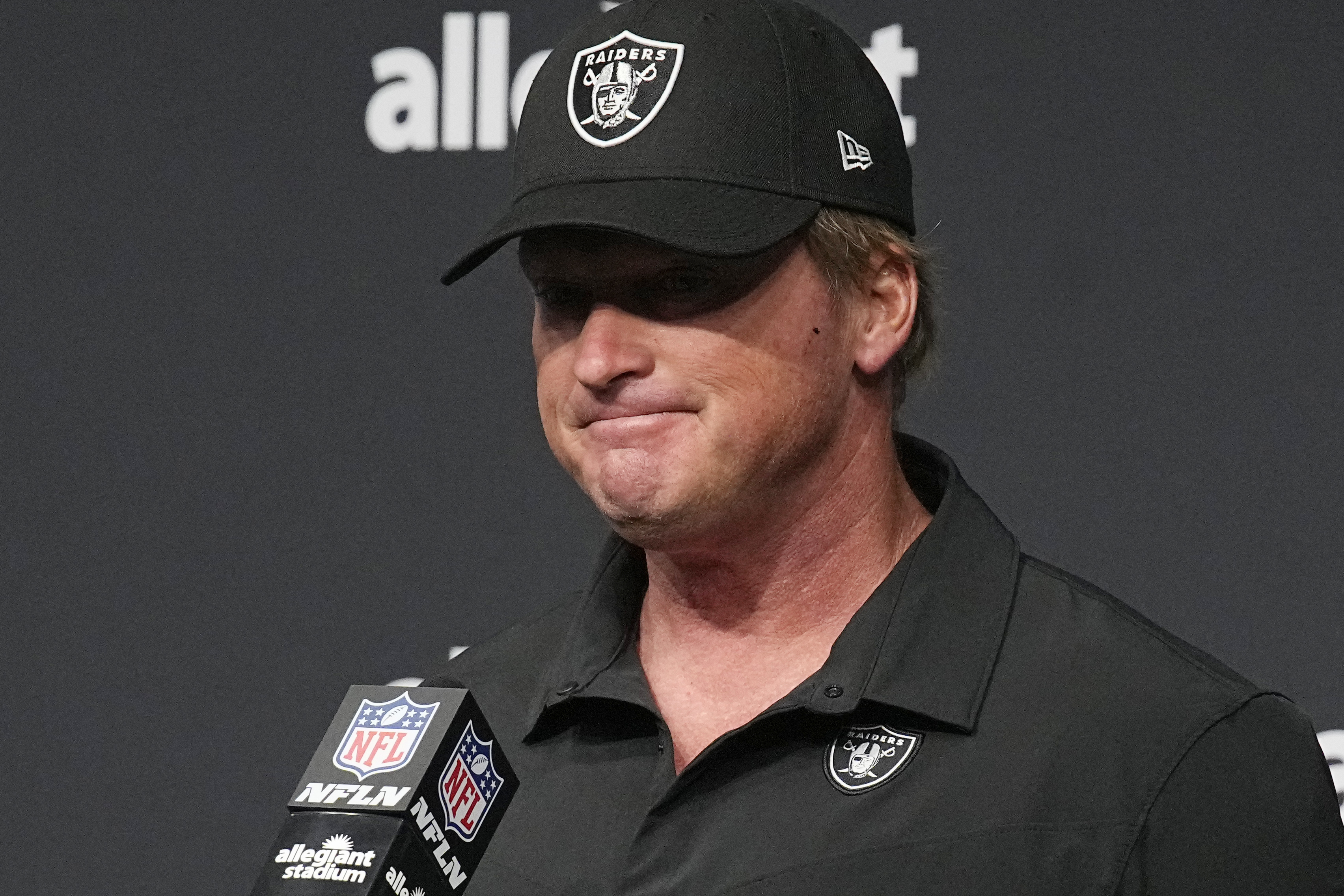 Raiders grind out 'old-school' win over Browns and Jon Gruden is