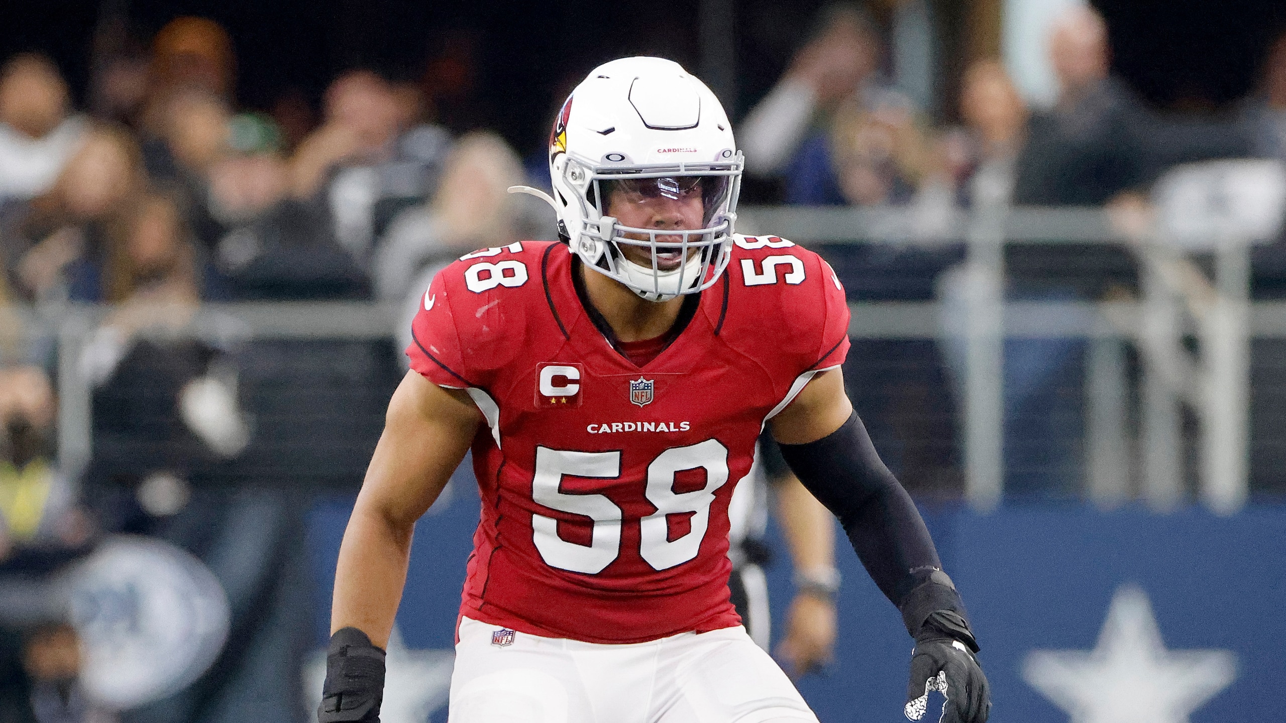 Arizona Cardinals outside linebacker Jordan Hicks (58) defends against the Dallas Cowboys during an NFL Football game in Arlington, Texas, Sunday, Jan. 2, 2022. (AP Photo/Michael Ainsworth)