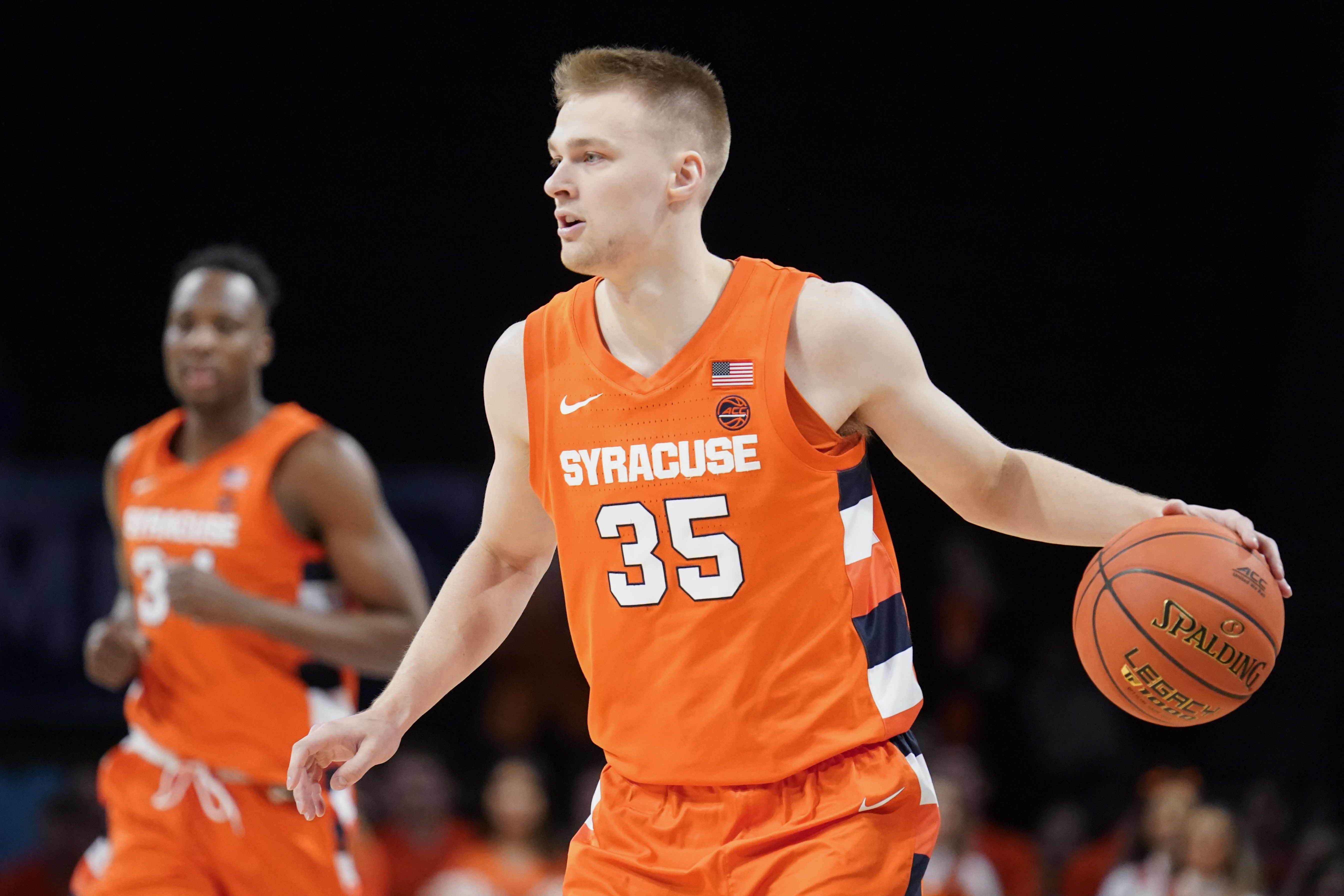 Syracuse's Buddy Boeheim Suspended 1 Game for Punching FSU's Wyatt Wilkes