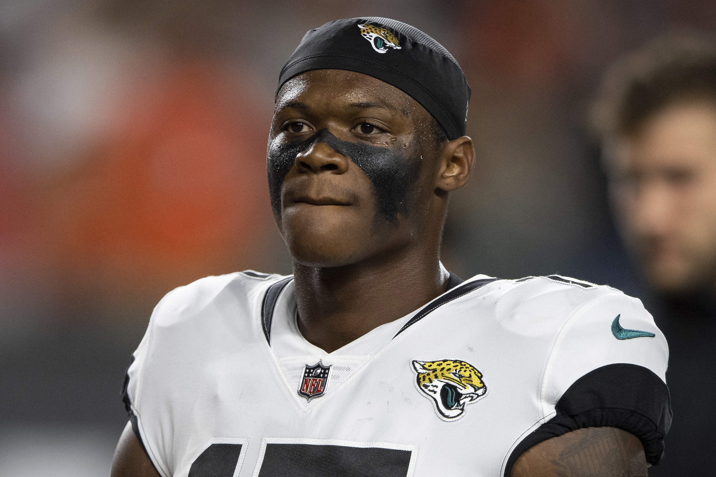 NFL Rumors: Raiders and Patriots Are Interested In Jaguars' DJ Chark Jr. thumbnail