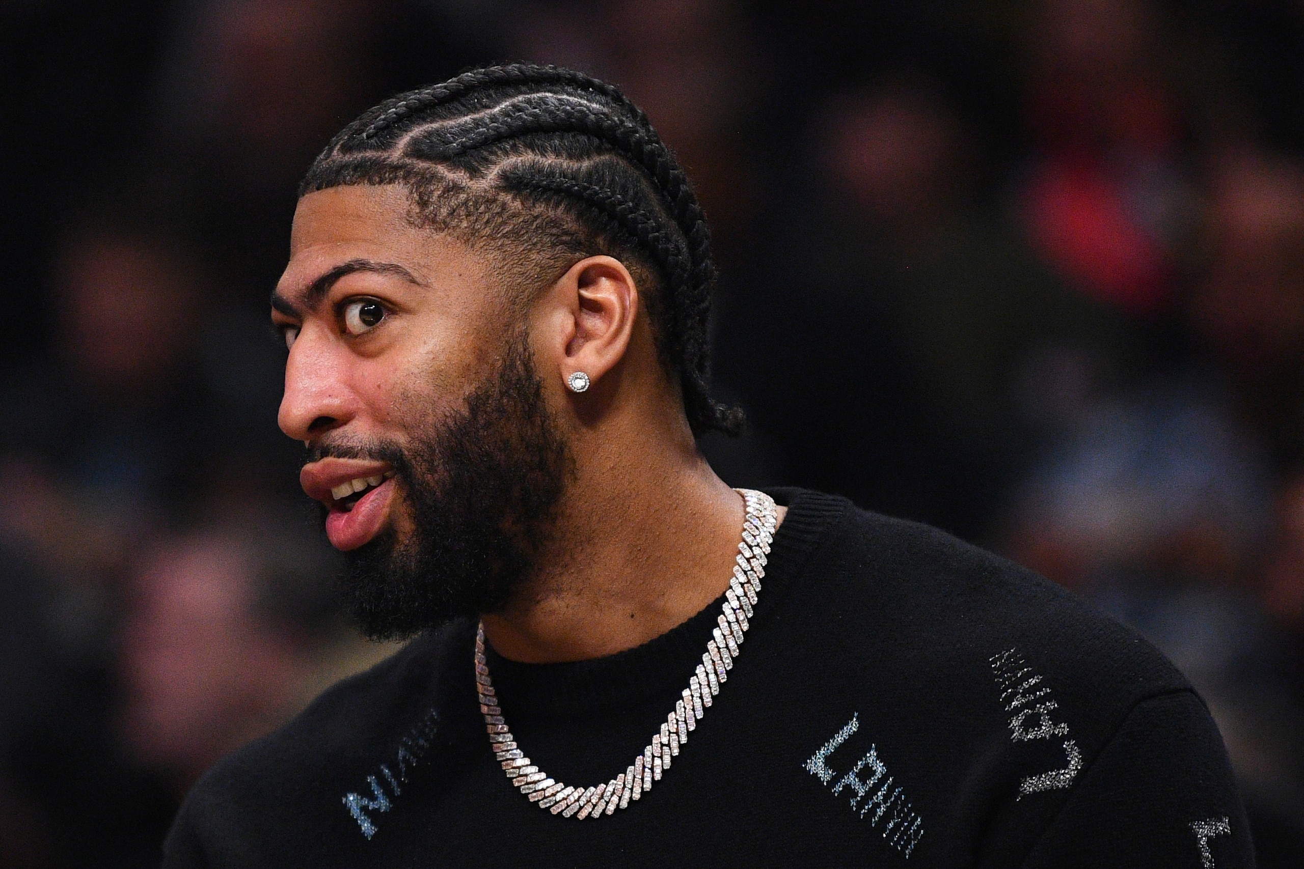 LOS ANGELES, CA - MARCH 03: Los Angeles Lakers Center Anthony Davis (3) looks on from the bench during a NBA game between the Los Angeles Lakers and the Los Angeles Clippers on March 3, 2022 at Crypto.com Arena in Los Angeles, CA. (Photo by Brian Rothmuller/Icon Sportswire via Getty Images)