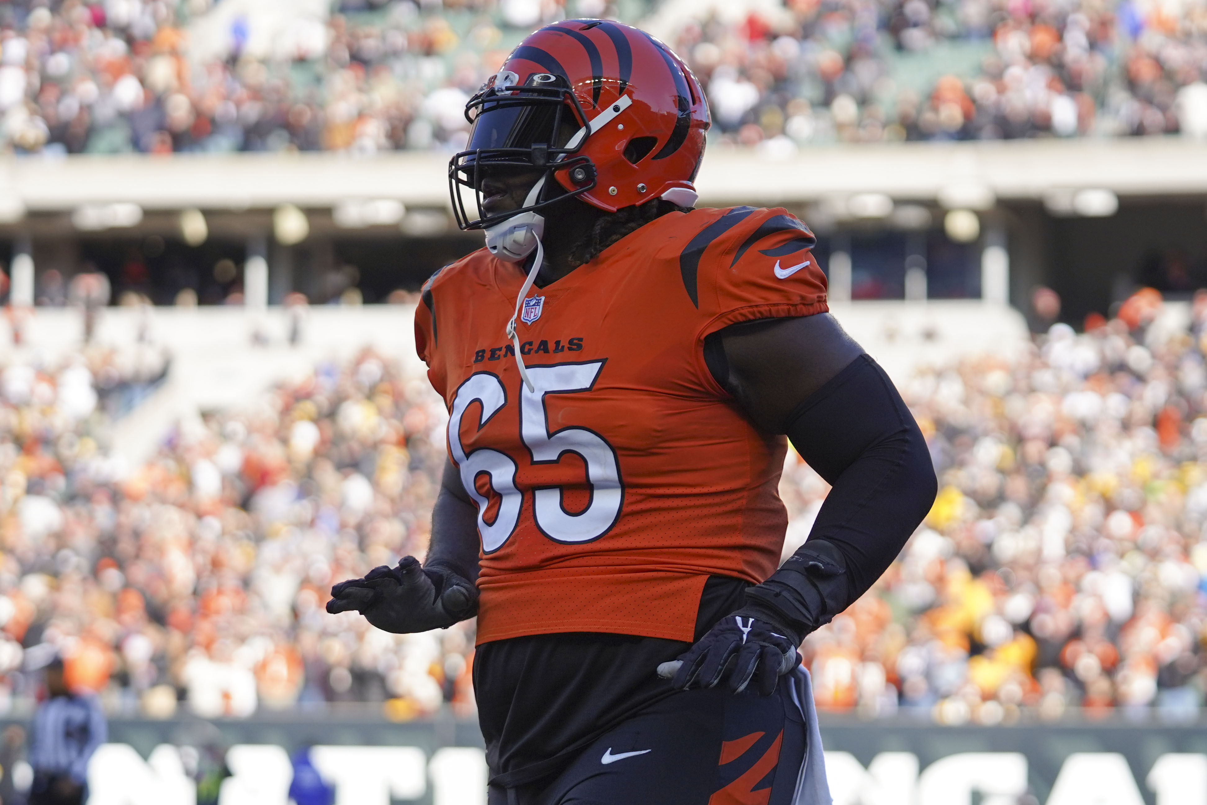 Bears Rumors: Larry Ogunjobi Agrees to 3-Year, $40.5M Contract After Leaving Ben..