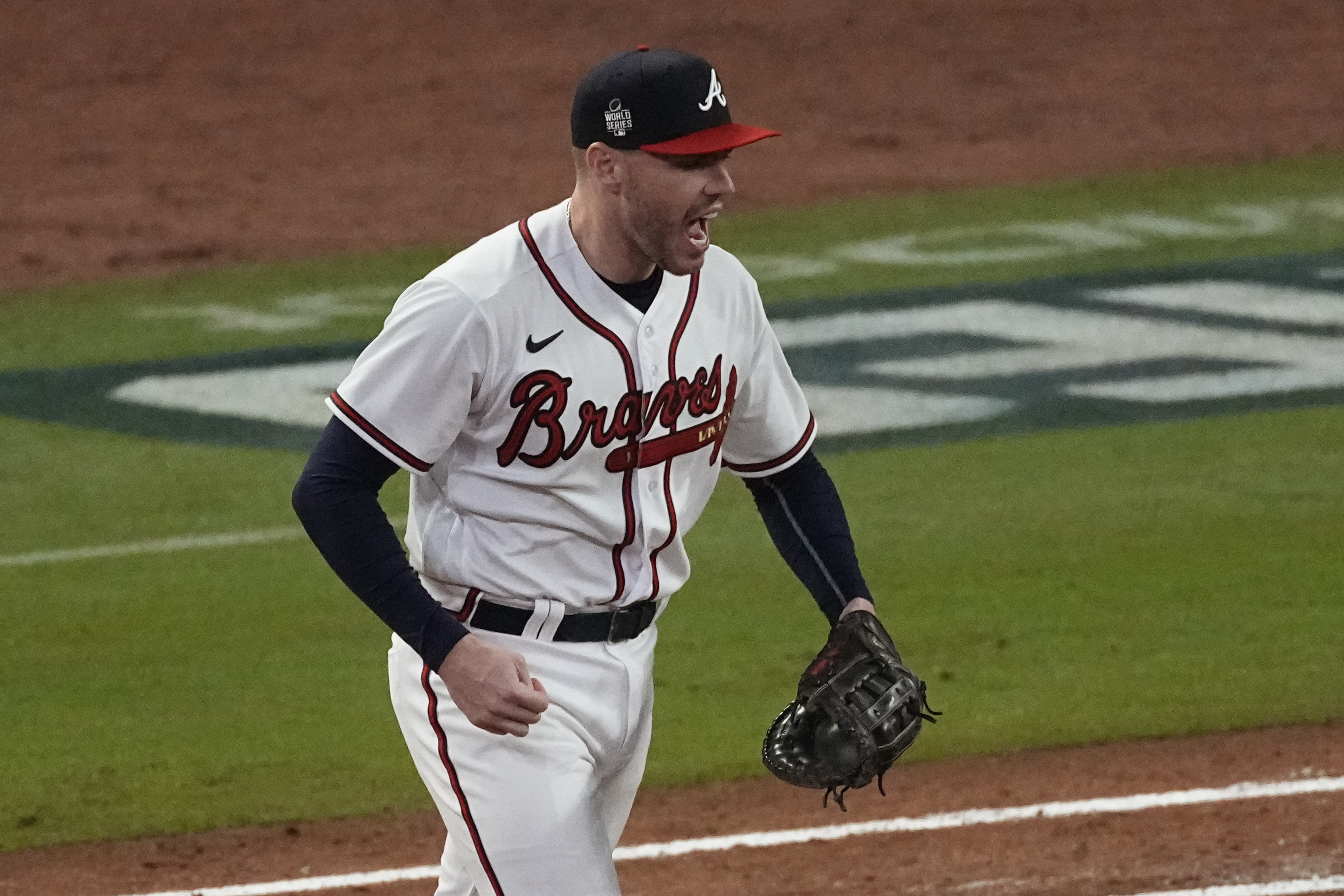 Freddie Freeman Pens Farewell Message to Braves: 'It Was Truly an Honor'
