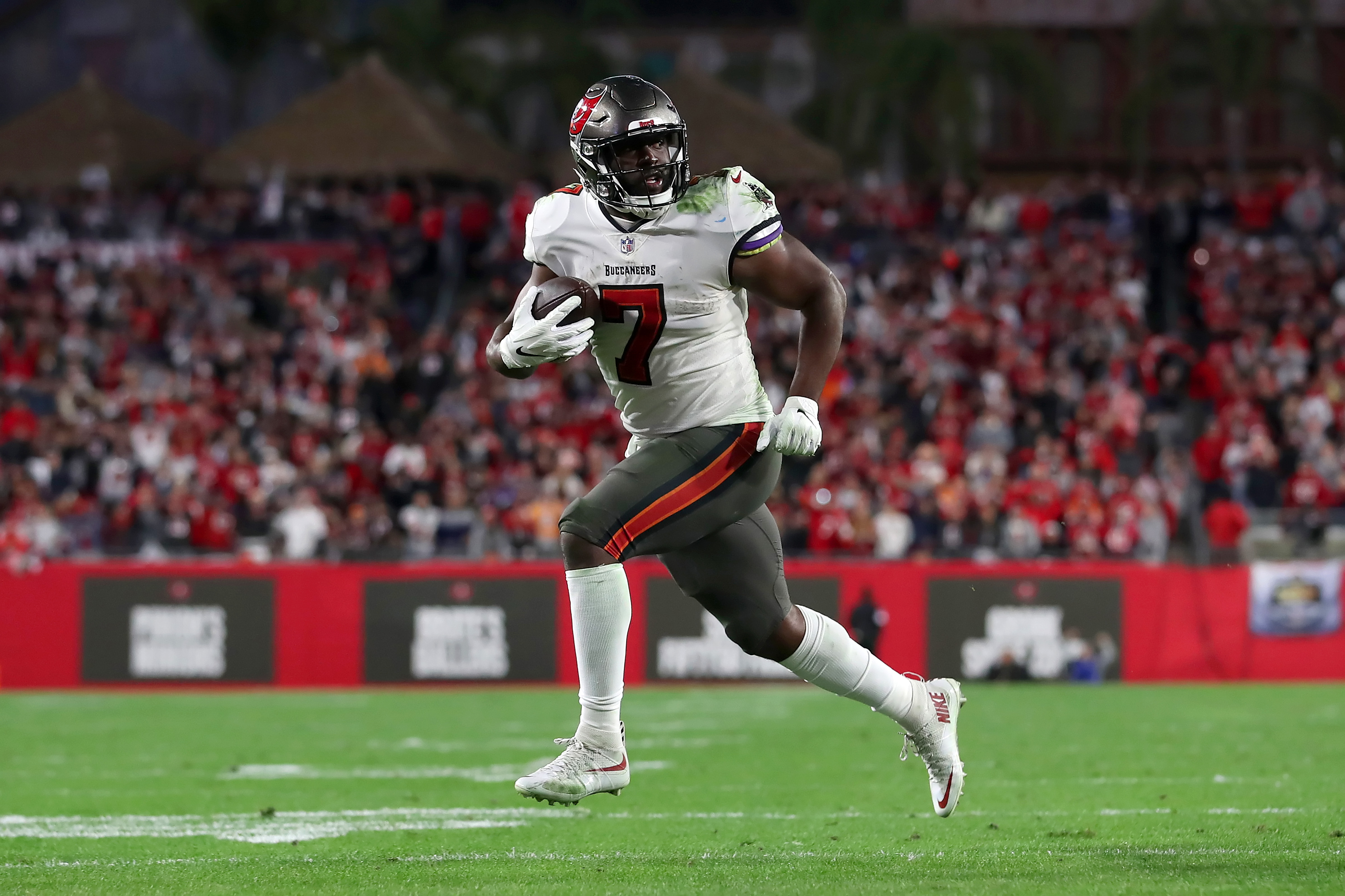 Bucs Release 2020 Playoff Hero Leonard Fournette