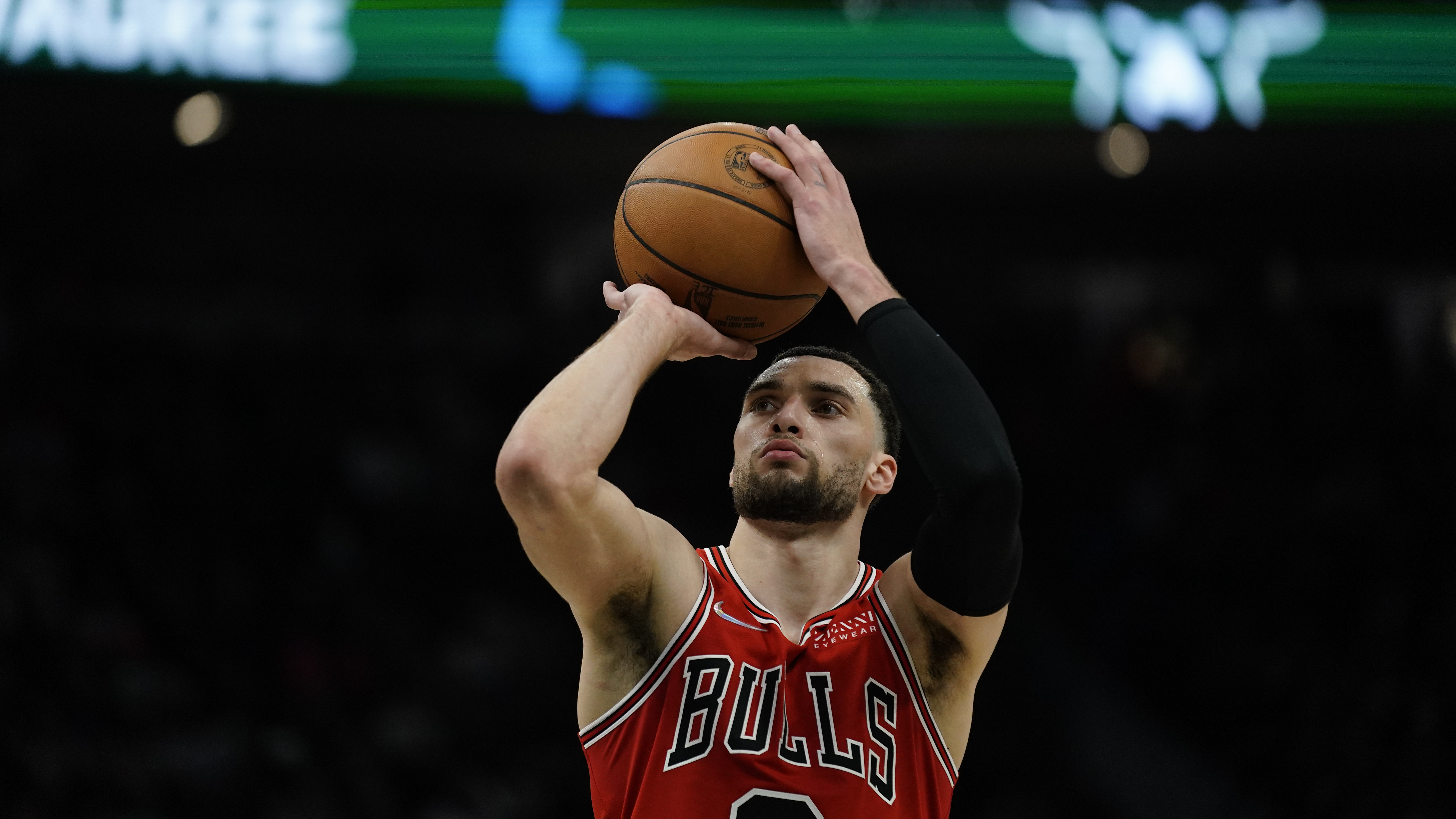 Bulls' Zach LaVine, New Balance Agree to Multiyear Shoe Contract