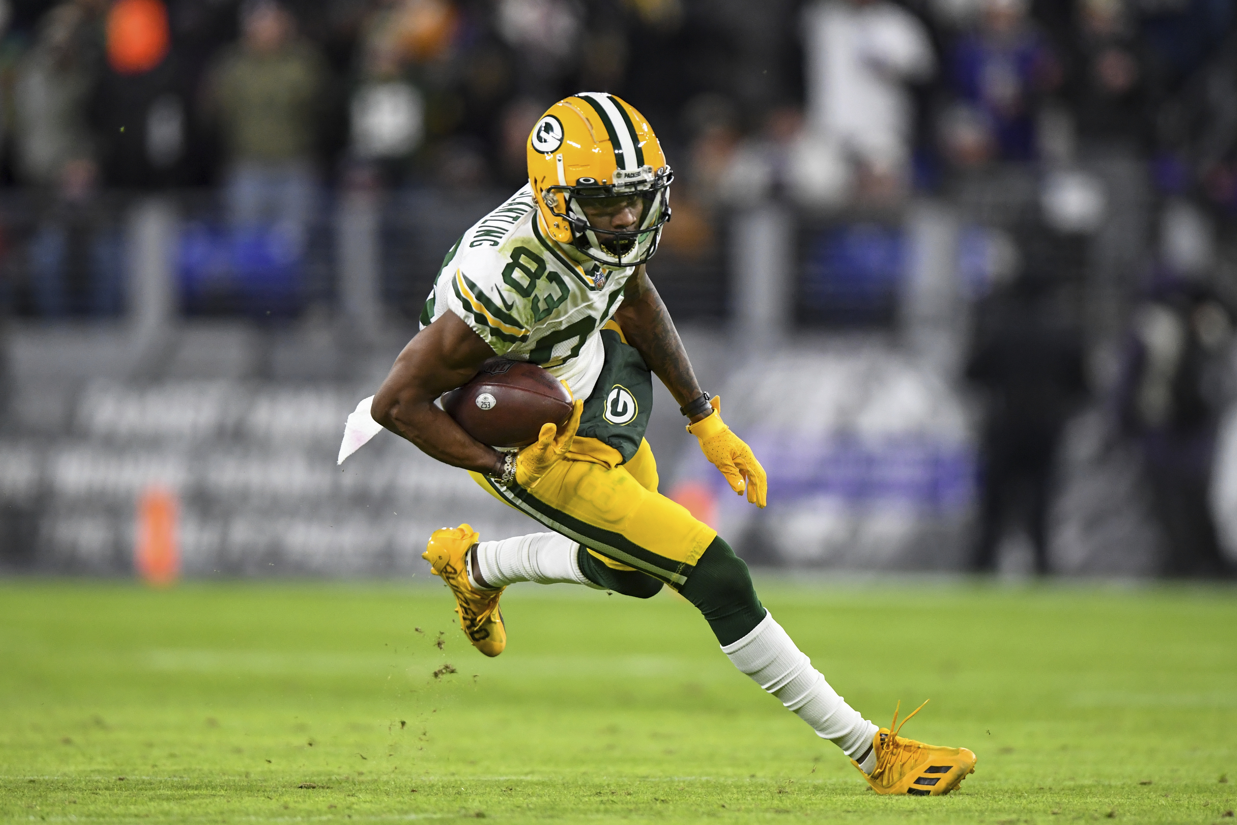 AP source: Chiefs agree with Smith-Schuster on $10.75M deal