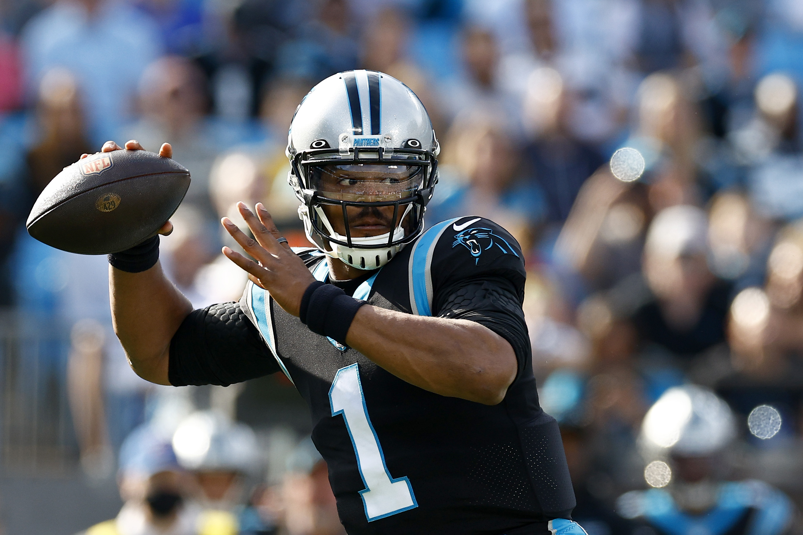 4 reasons the Carolina Panthers should re-sign Cam Newton in 2022