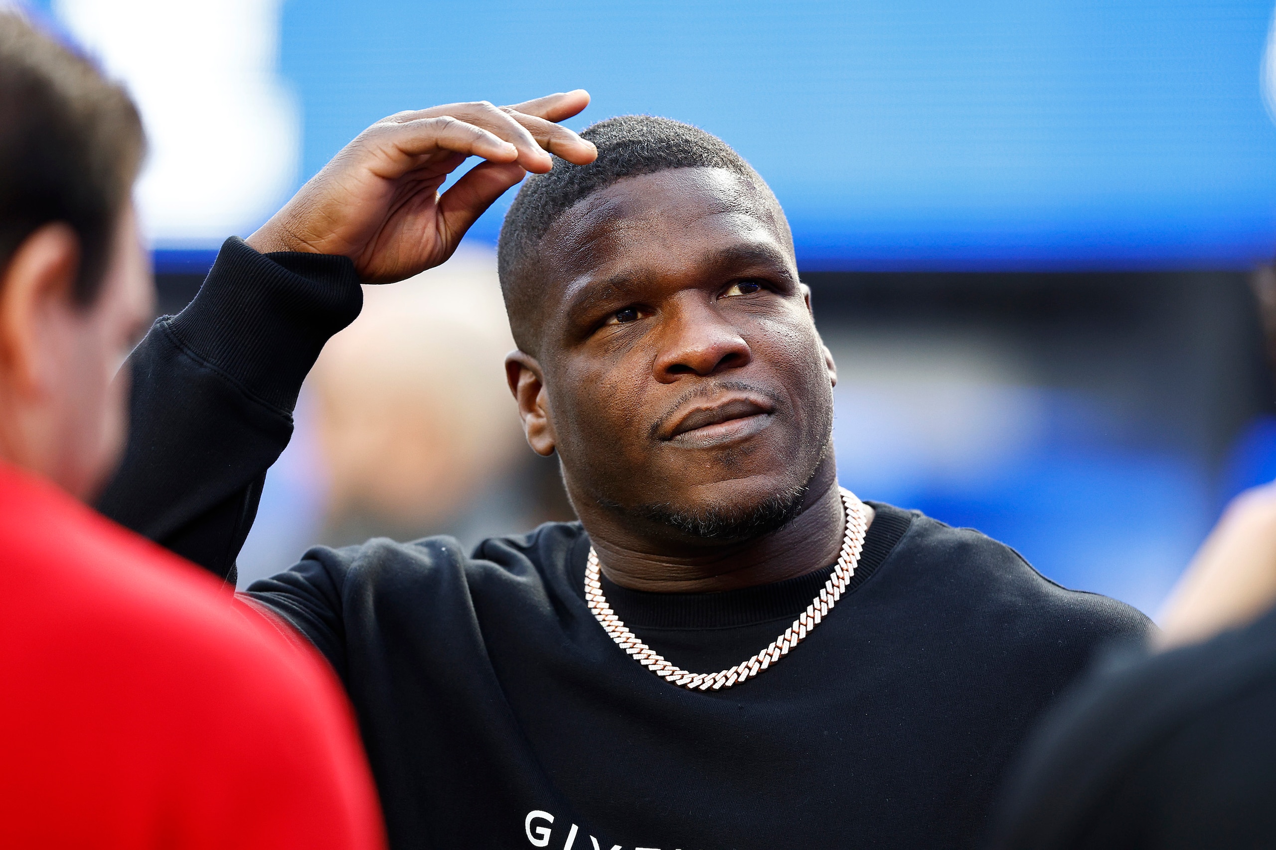 INGLEWOOD, CALIFORNIA - JANUARY 30: Free agent and former San Francisco 49er Frank Gore looks on before the NFC Championship Game against the Los Angeles Rams at SoFi Stadium on January 30, 2022 in Inglewood, California. (Photo by Ronald Martinez/Getty Images) INGLEWOOD, CALIFORNIA - JANUARY 30: Free agent and former San Francisco 49er Frank Gore looks on before the NFC Championship Game against the Los Angeles Rams at SoFi Stadium on January 30, 2022 in Inglewood, California. (Photo by Ronald Martinez/Getty Images)