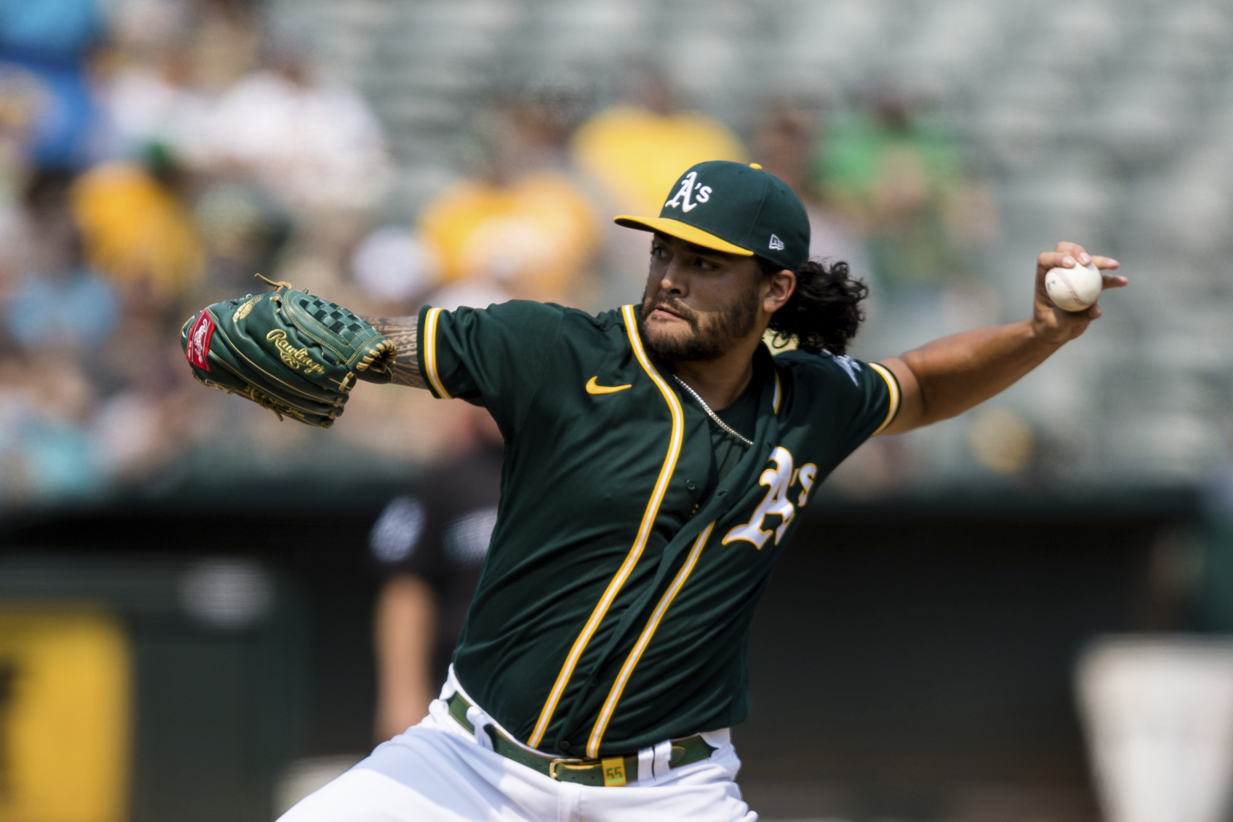 MLB Rumors: A’s Trade Sean Manaea, Aaron Holiday to Padres for 2 Prospects