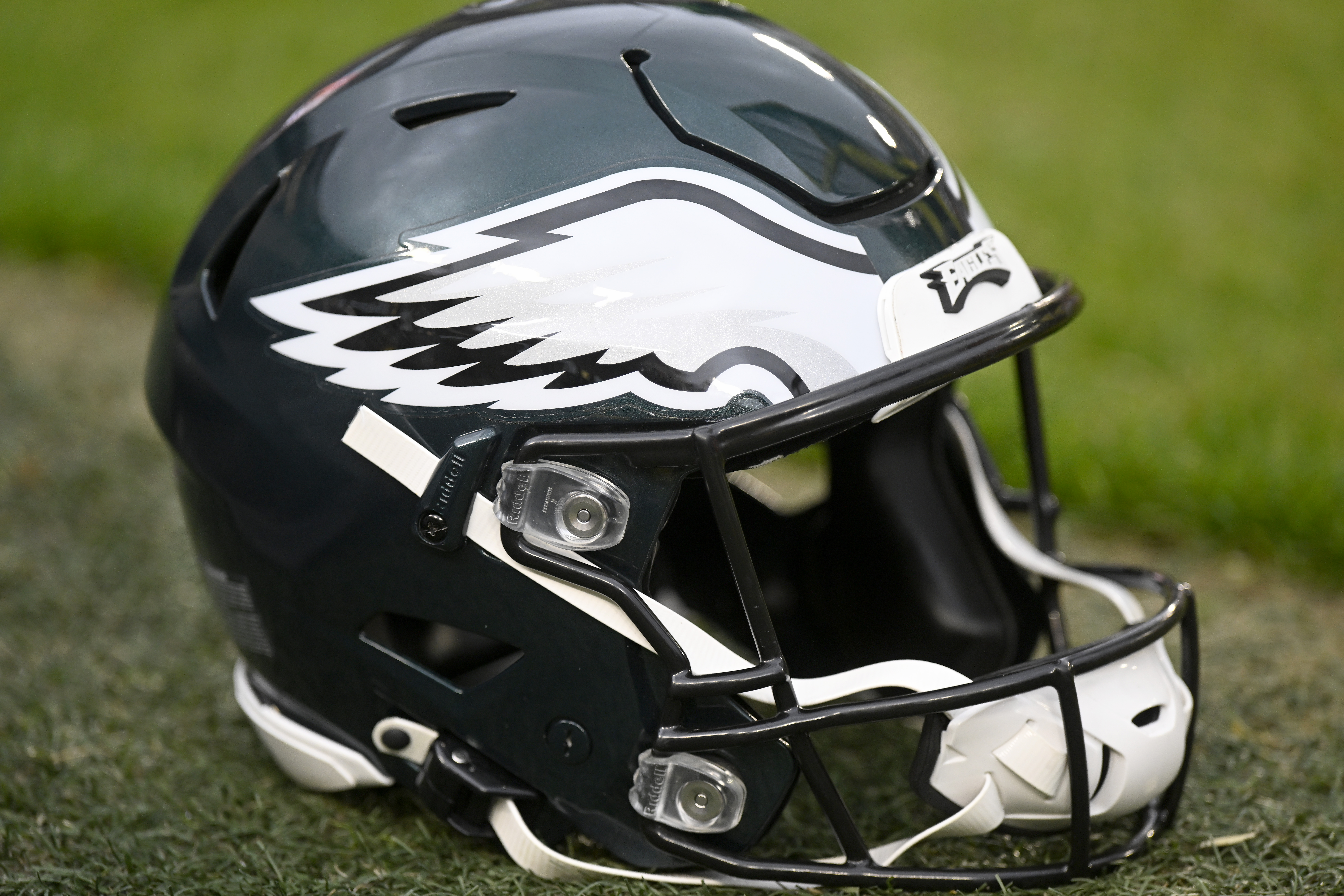 NFL on X: The Saints and Eagles agree to a draft pick trade.   / X