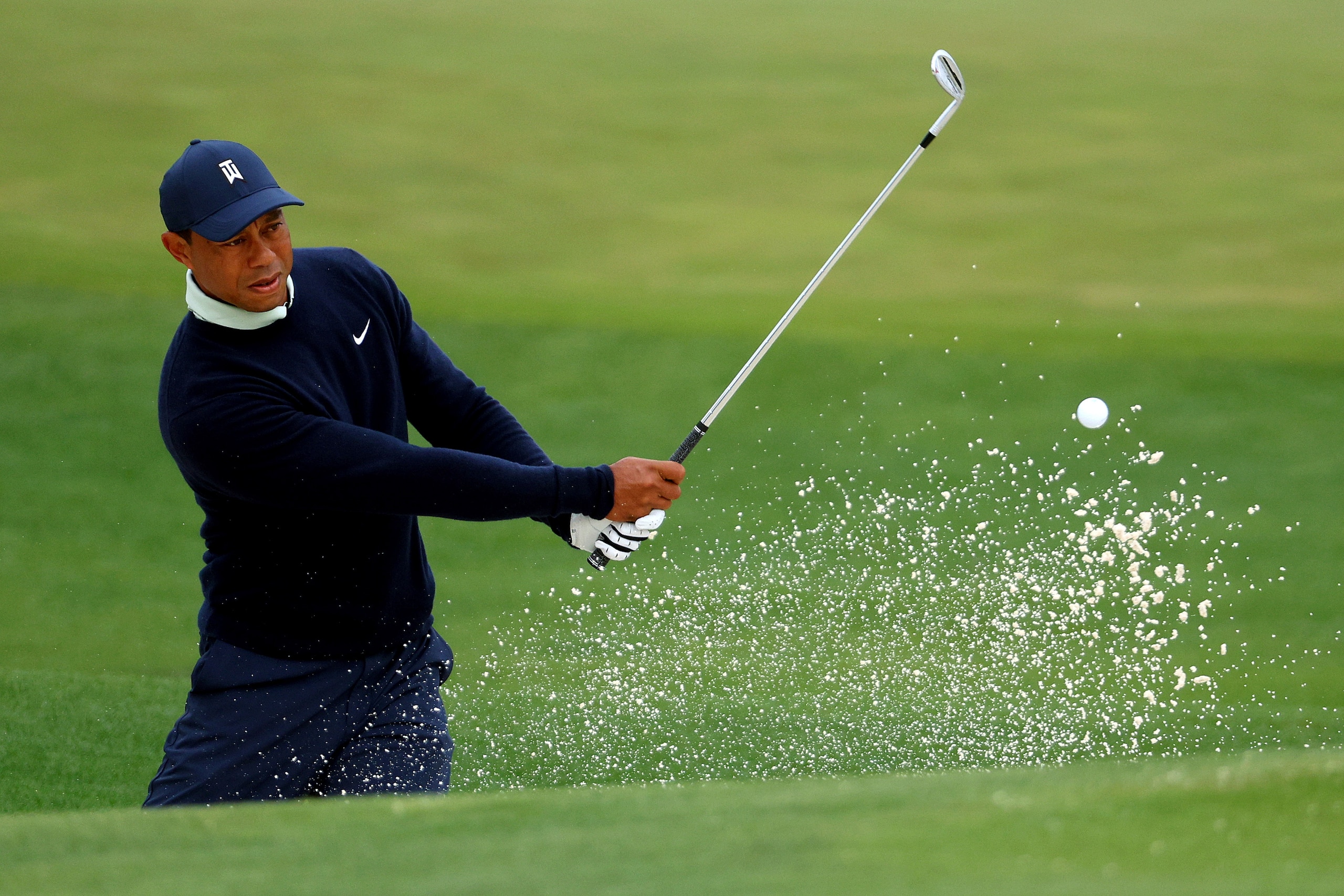AUGUSTA, GEORGIA - APRIL 05: Tiger Woods of the United States warms up on the range during a practice round prior to the Masters at Augusta National Golf Club on April 05, 2022 in Augusta, Georgia. (Photo by Andrew Redington/Getty Images) AUGUSTA, GEORGIA - APRIL 05: Tiger Woods of the United States warms up on the range during a practice round prior to the Masters at Augusta National Golf Club on April 05, 2022 in Augusta, Georgia. (Photo by Andrew Redington/Getty Images)