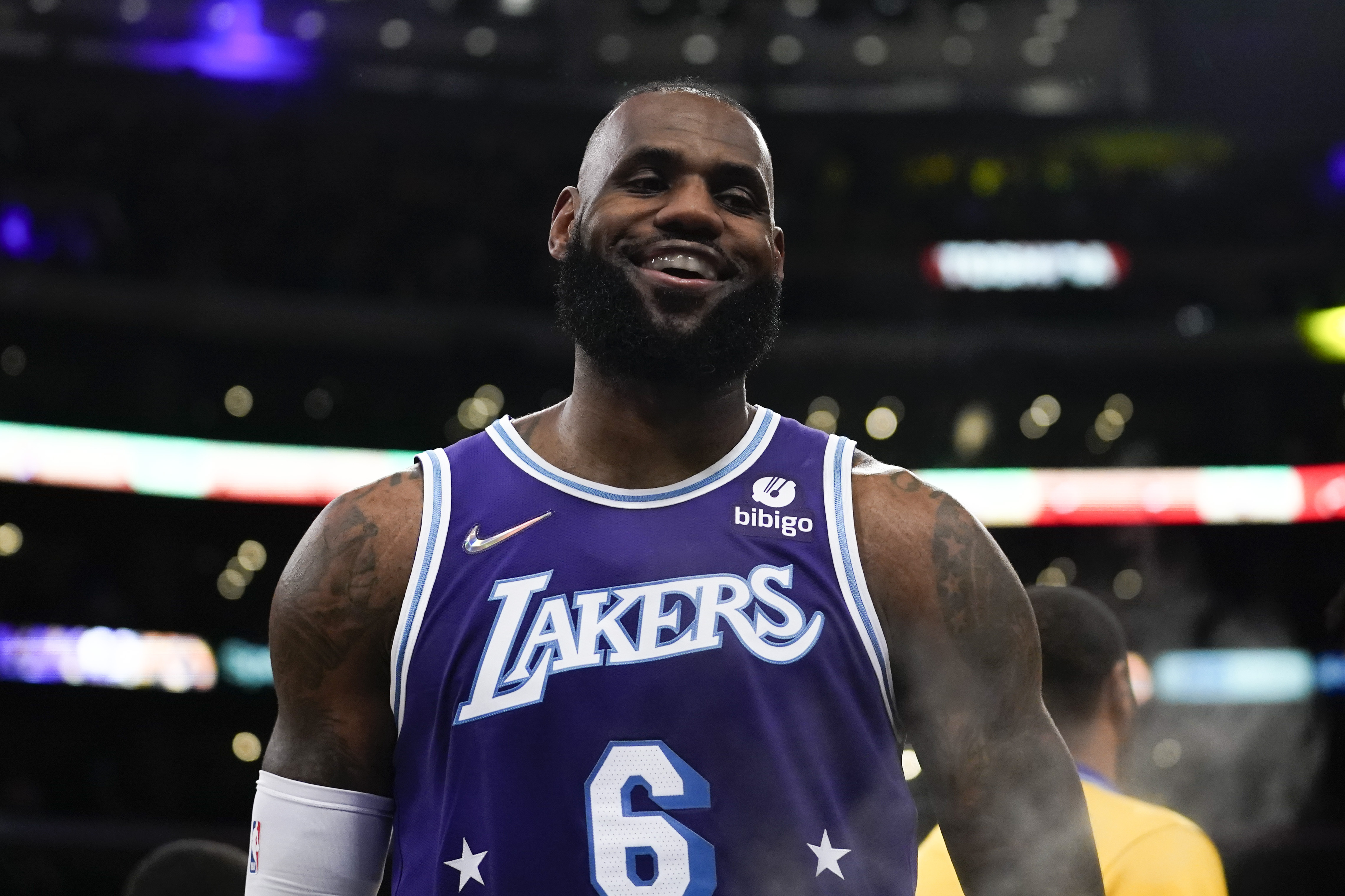 2022-23 Los Angeles Lakers LeBron James #6 Jersey Change Number
