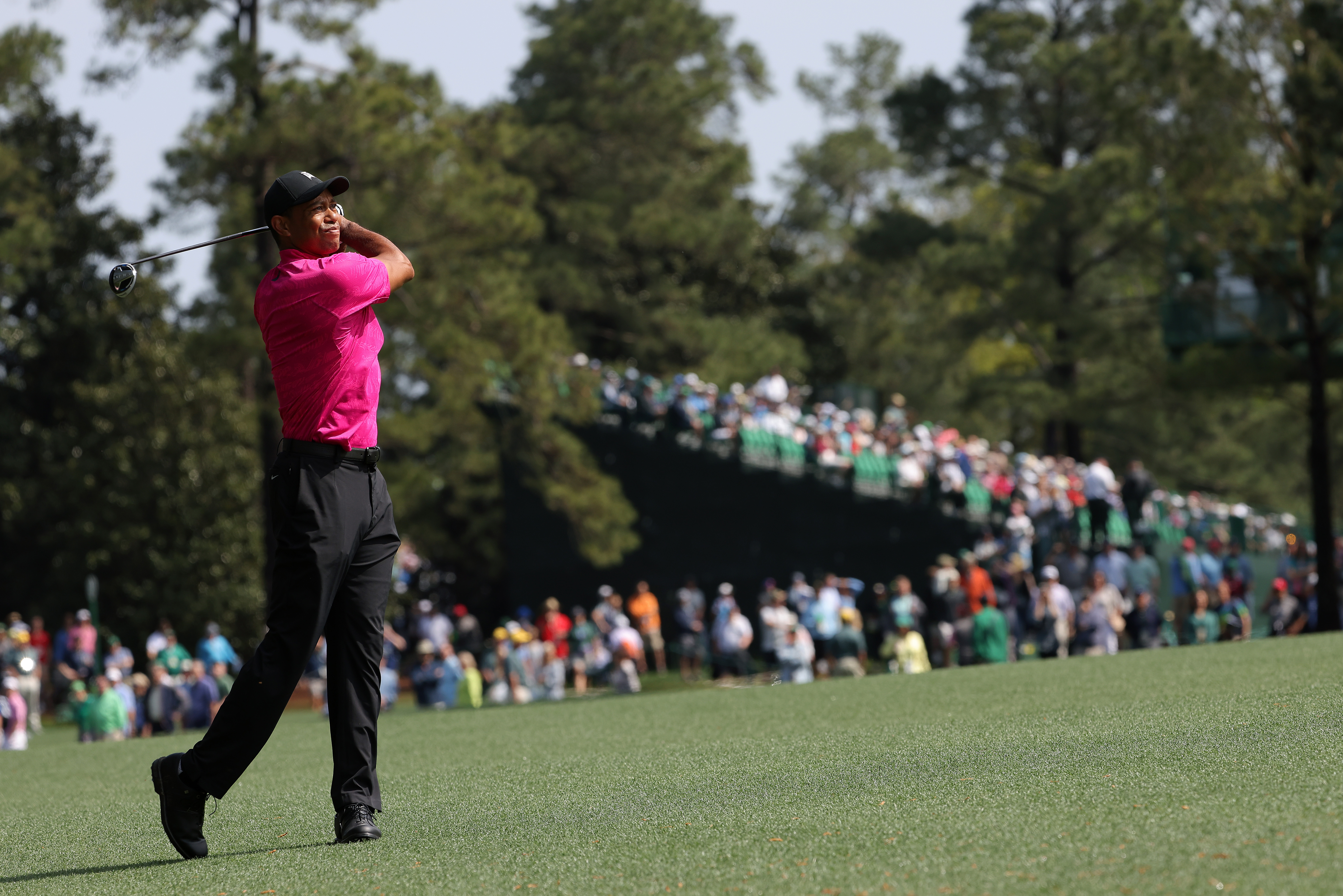 Tiger Woods Shoots Opening-Round 71 at 2022 Masters in Return from Leg Injury