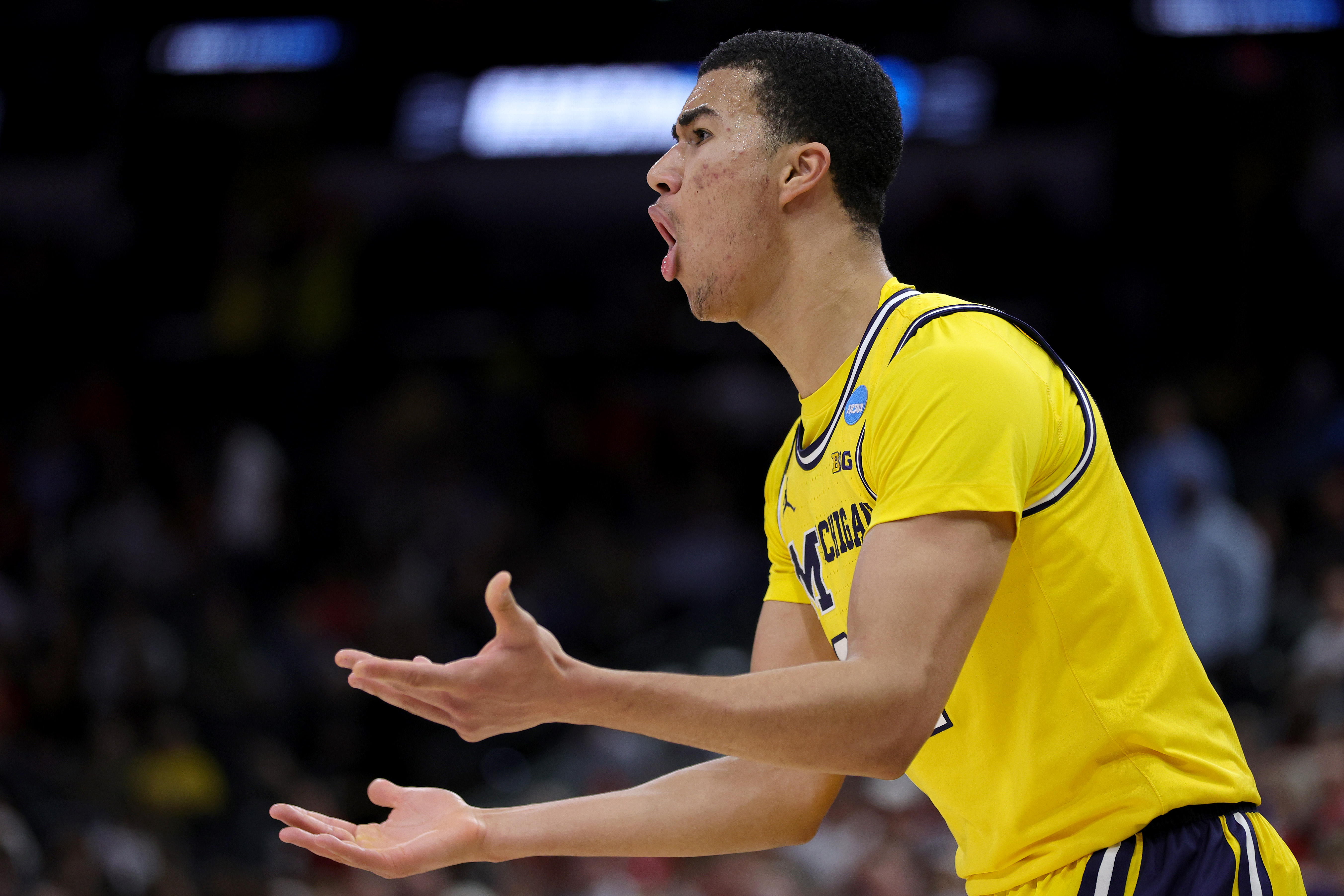 Michigan recruit Caleb Houstan projected as top-10 pick in 2022 NBA draft 