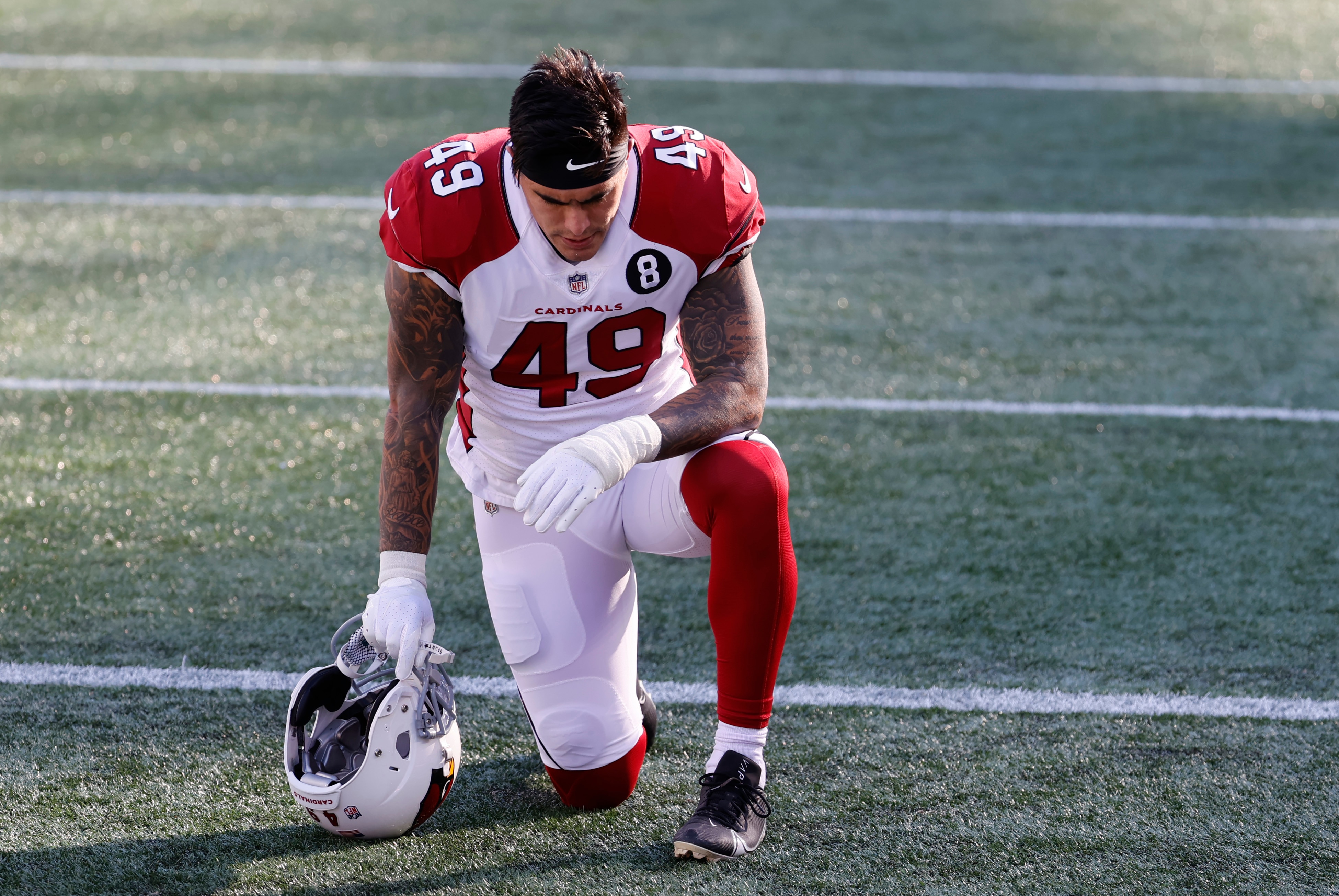 FOXBOROUGH, MA - NOVEMBER 29: Arizona Cardinals linebacker Kylie Fitts (49) prays before a game between the New England Patriots and the Arizona Cardinals on November 29, 2020, at Gillette Stadium in Foxborough, Massachusetts. (Photo by Fred Kfoury III/Icon Sportswire via Getty Images)